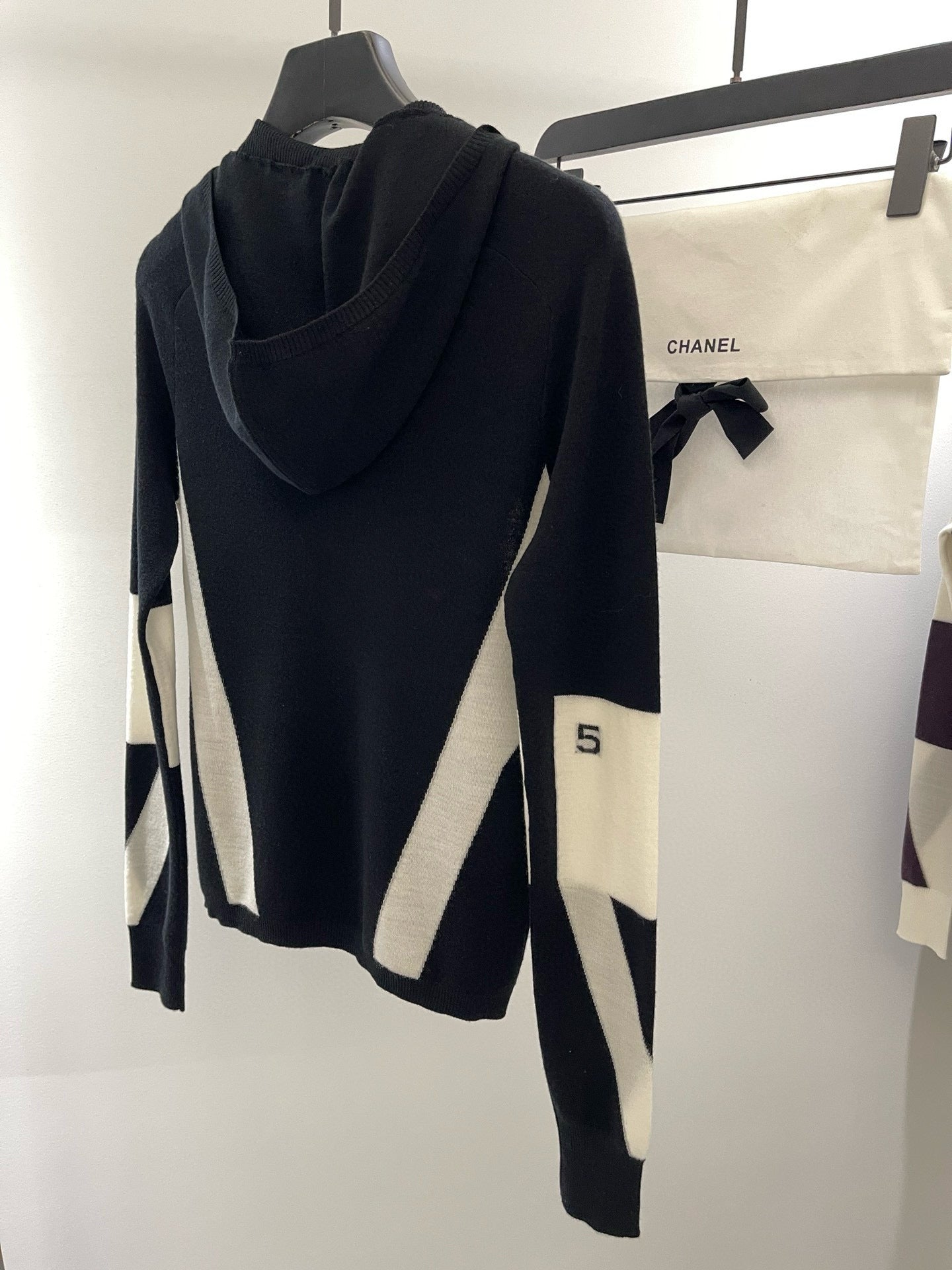 CC KNIT HOODIE