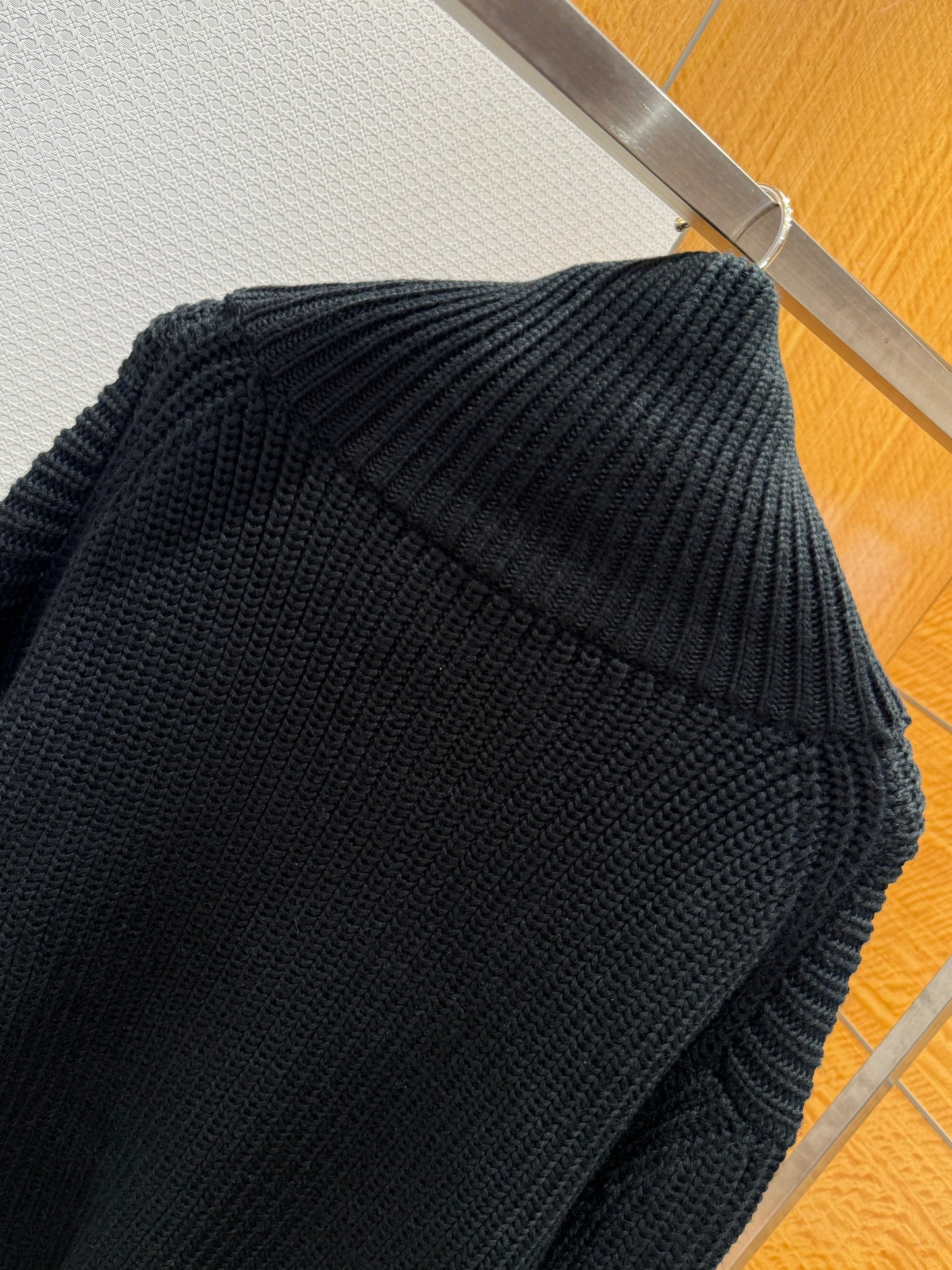 LOU JUMPER