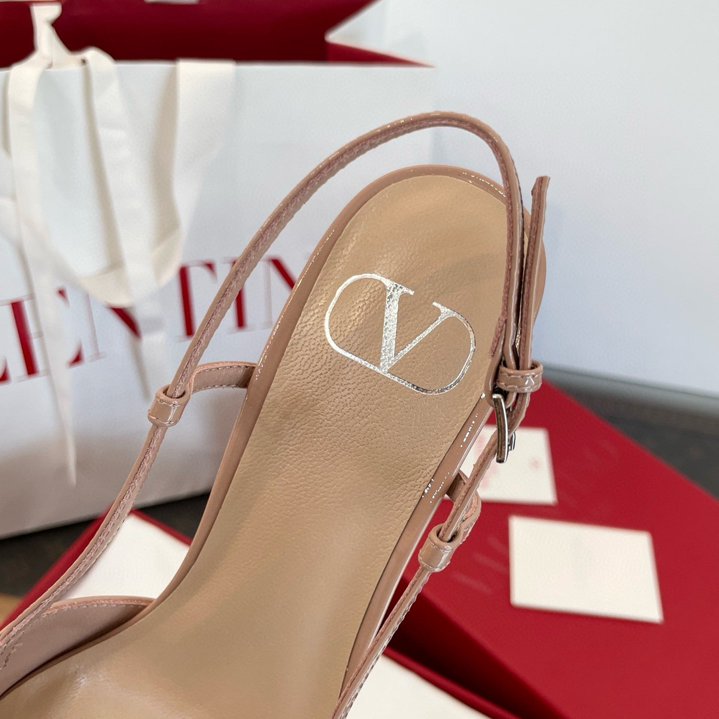 VAL HEELS