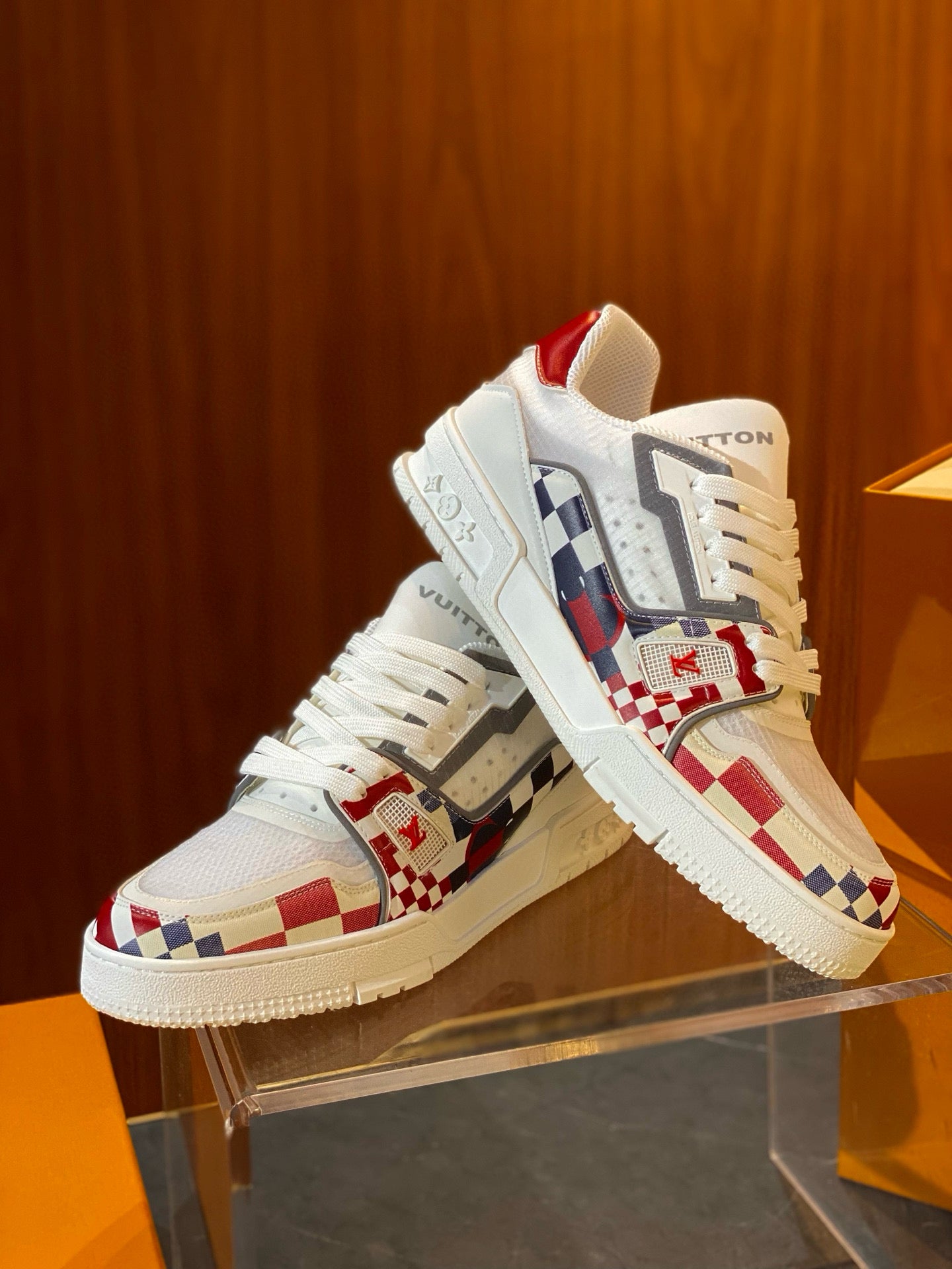 LOU TRAINERS