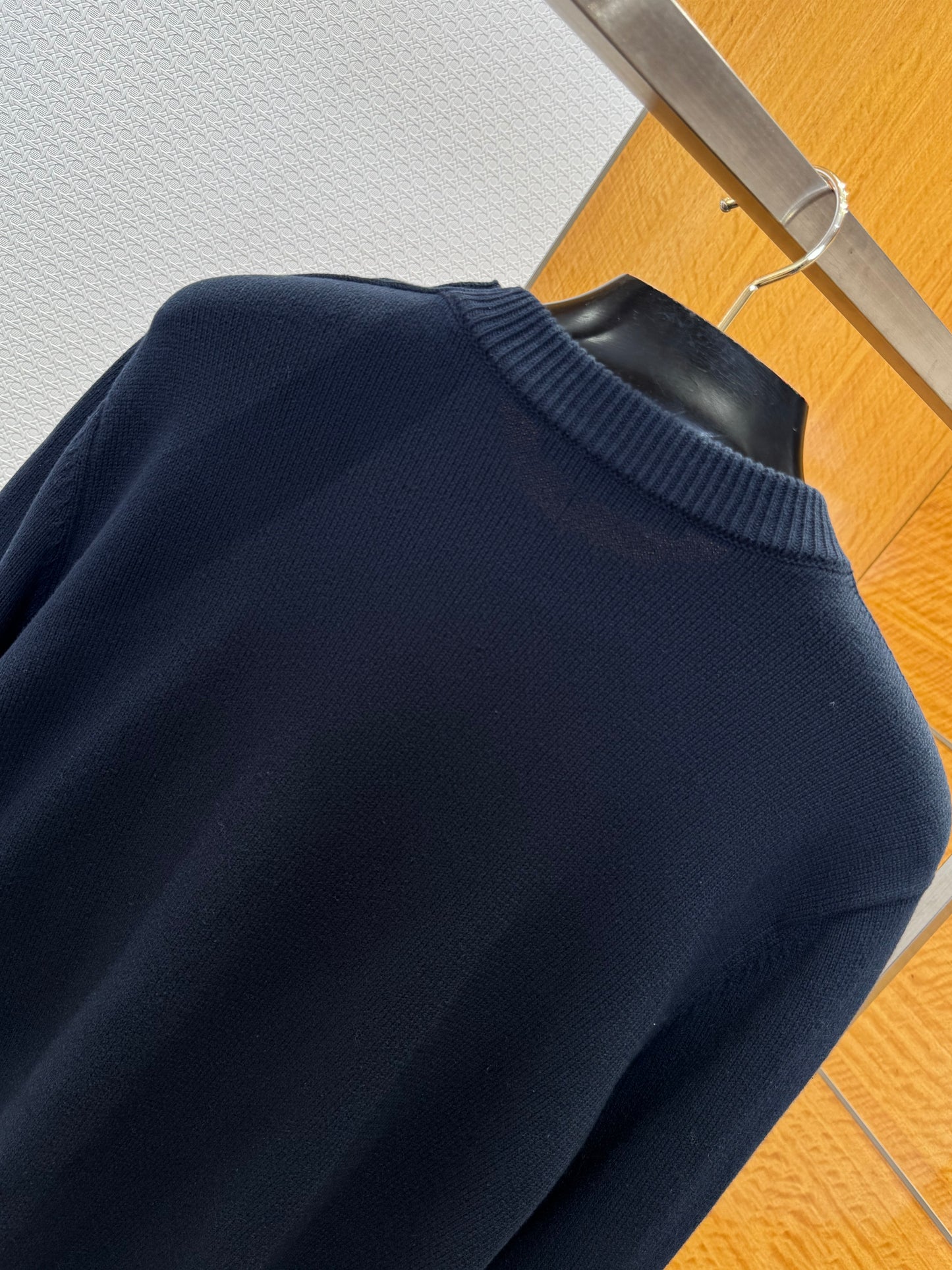 LOU JUMPER