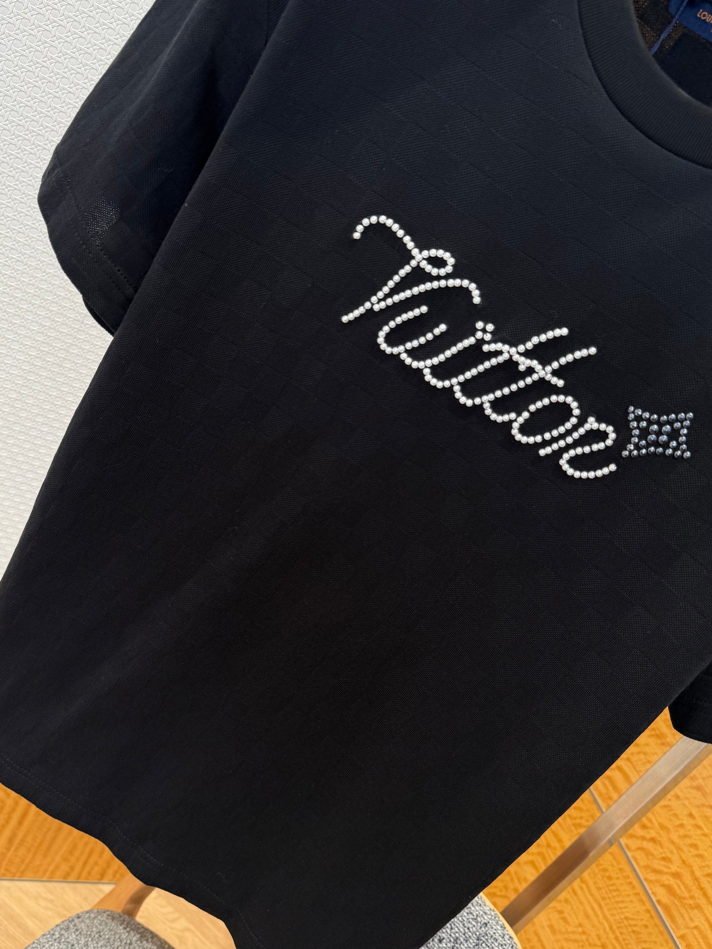 LOU T-SHIRT