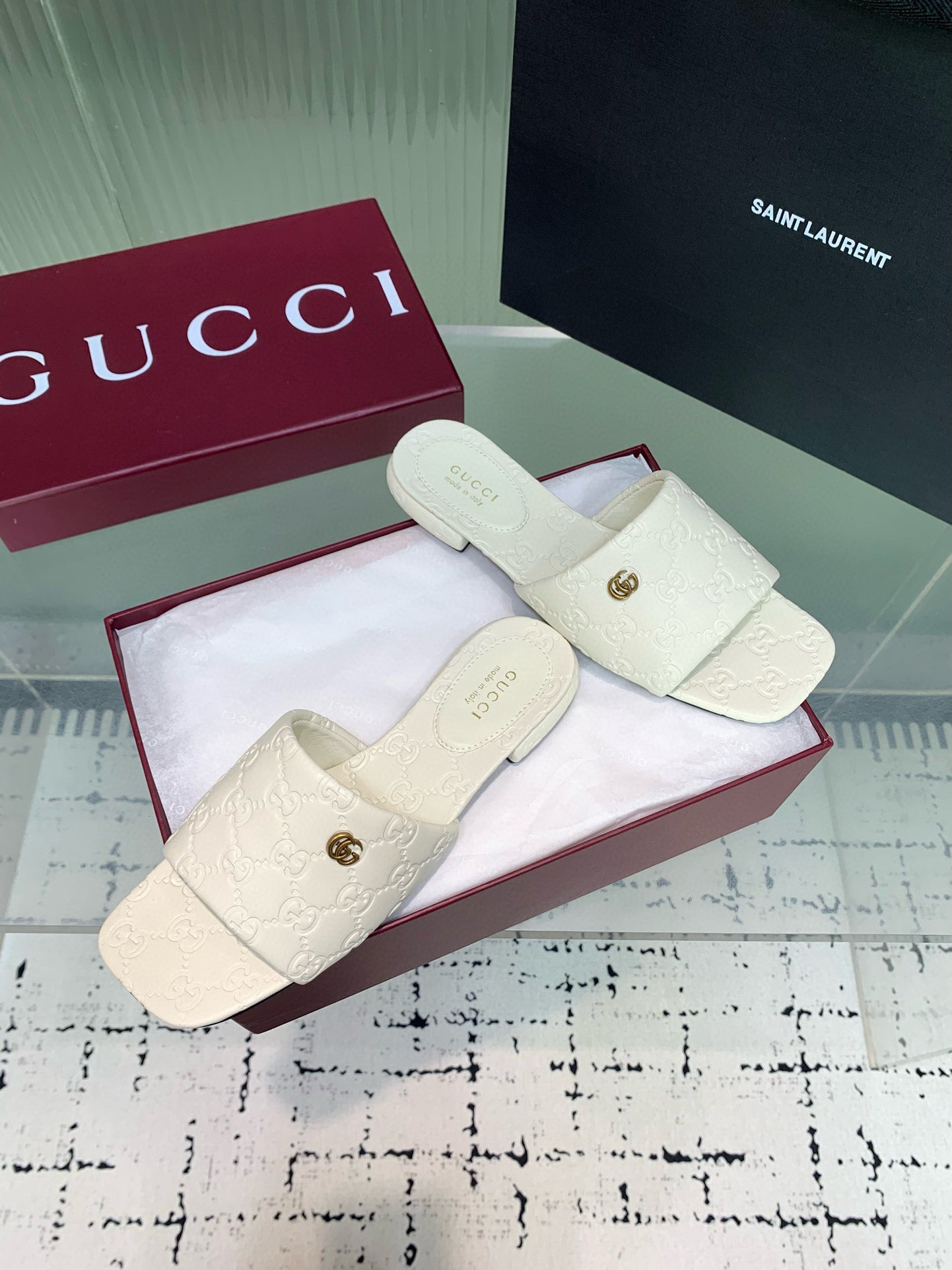 GG SANDALS