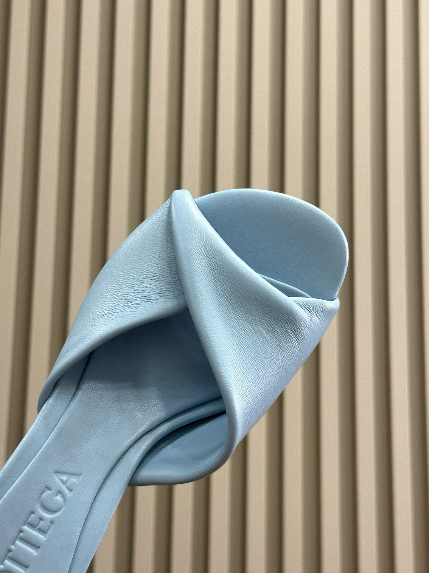 BV BLINK MULE