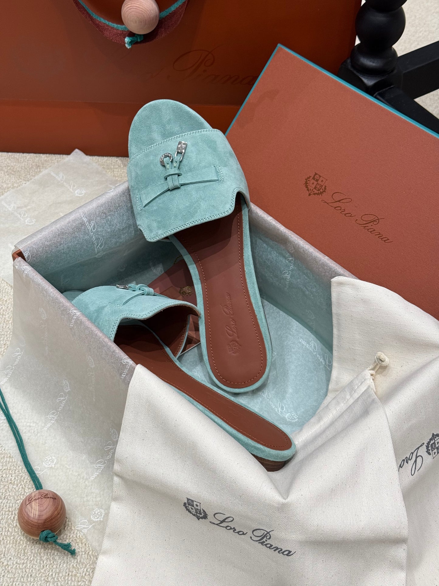 LORO P SUMMER CHARM SLIPPER