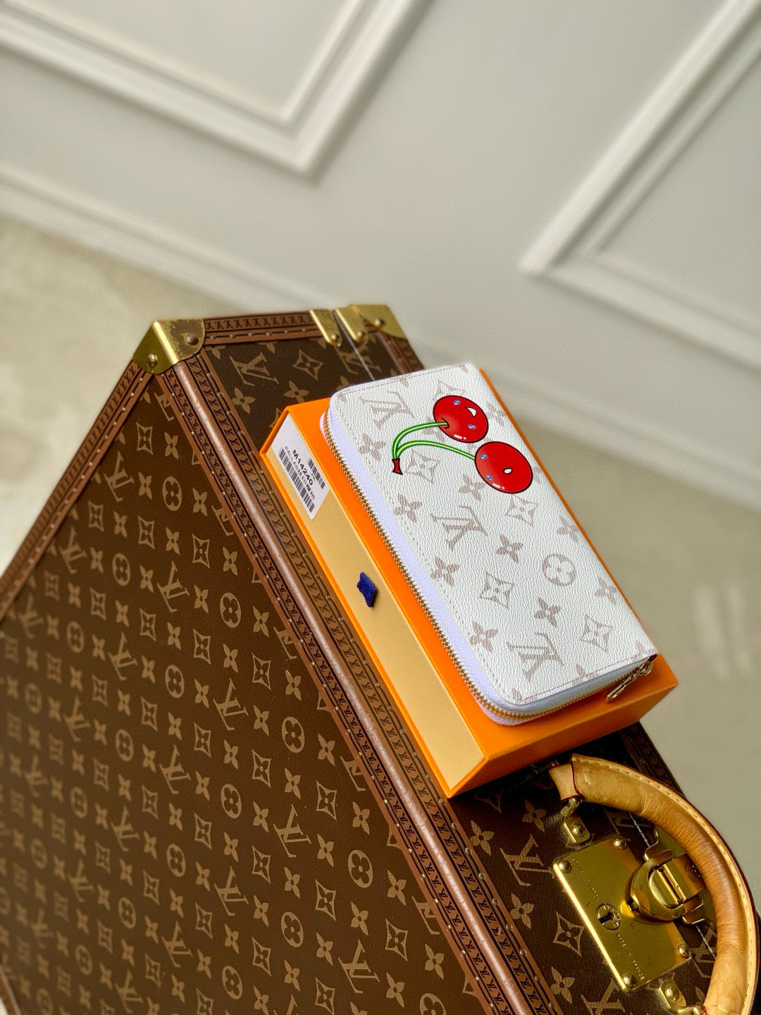 LOU ZIPPY WALLET
