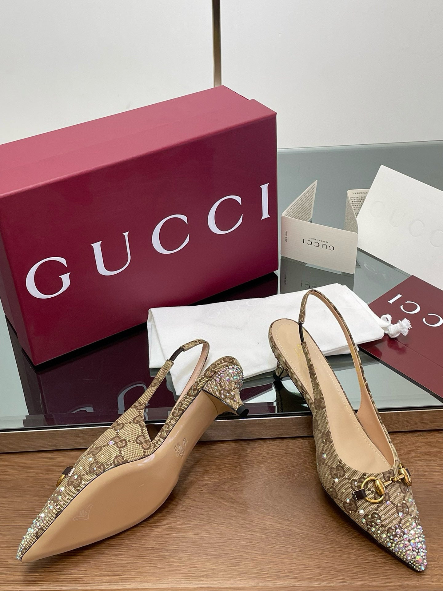 GG HEELS
