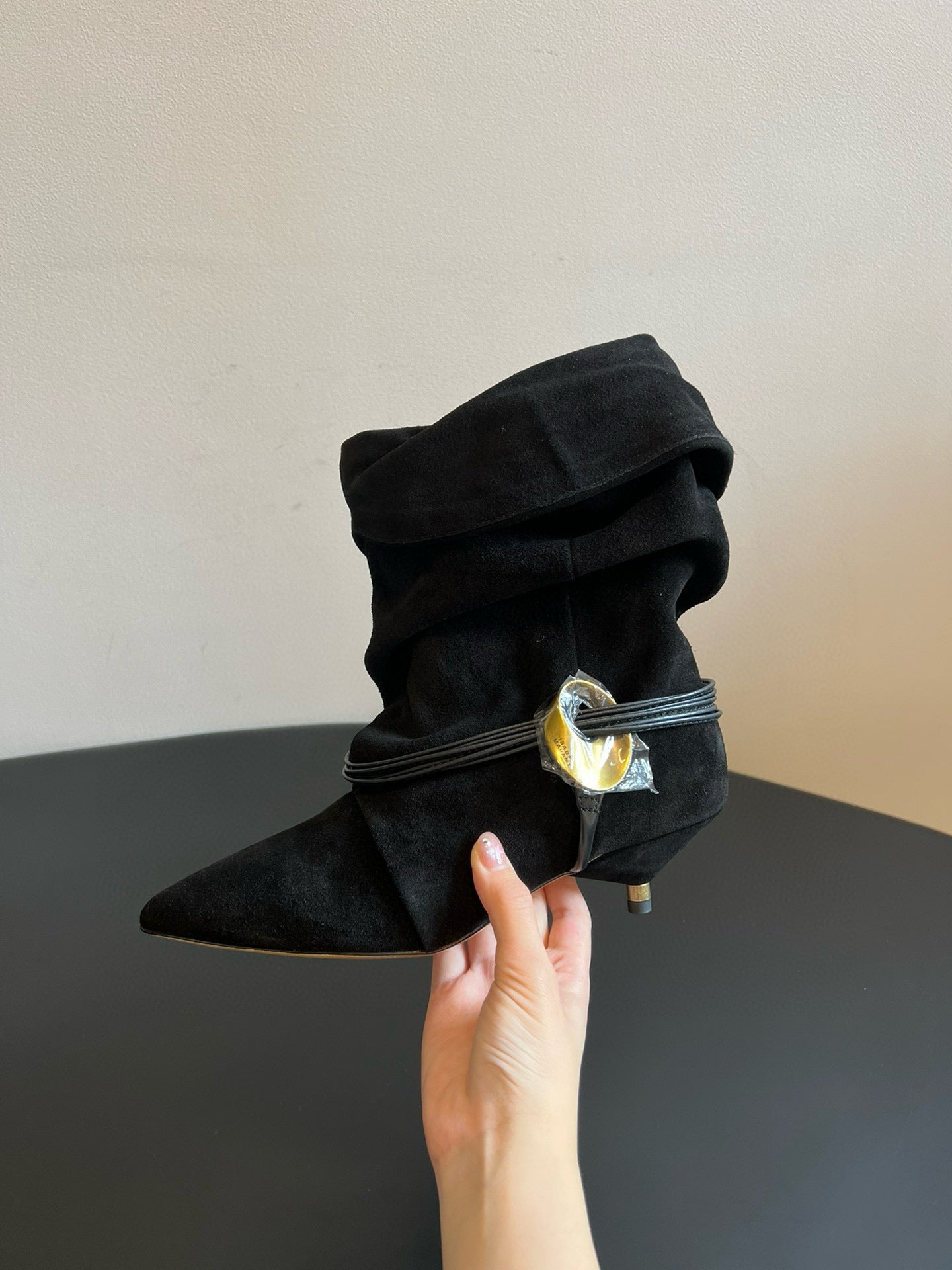 ISABEL M BOOTS