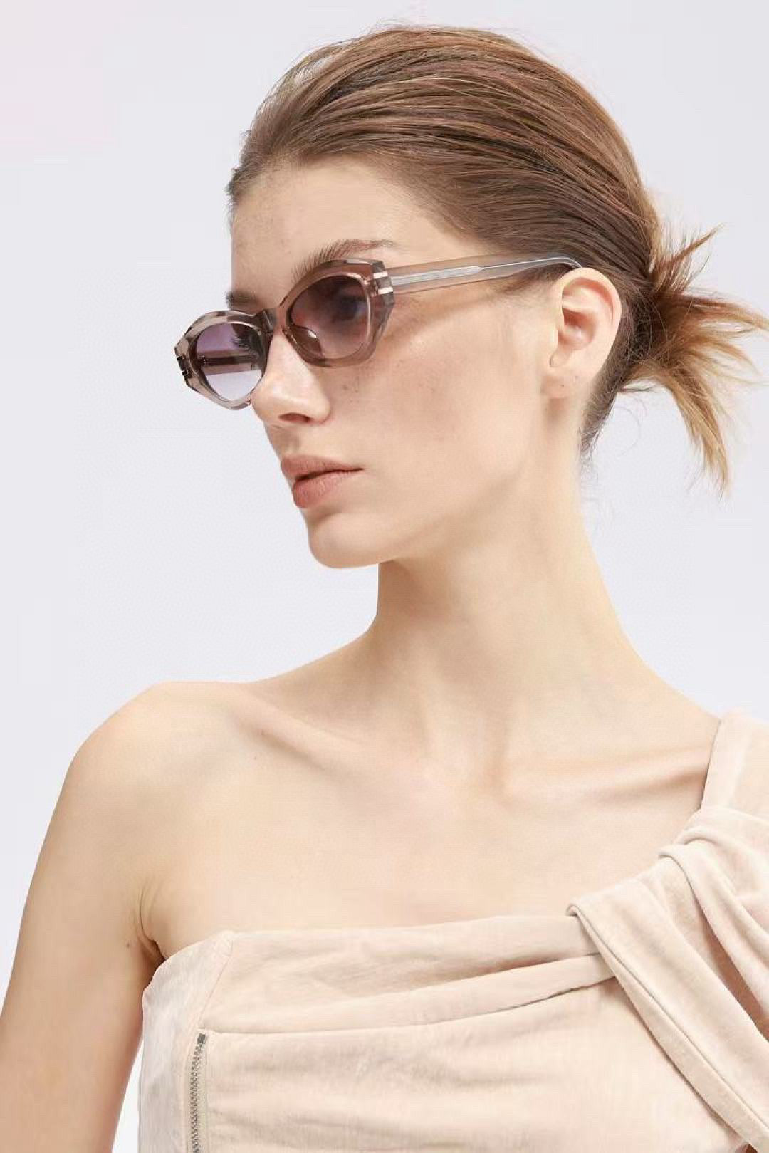 MIU M SUNGLASSES
