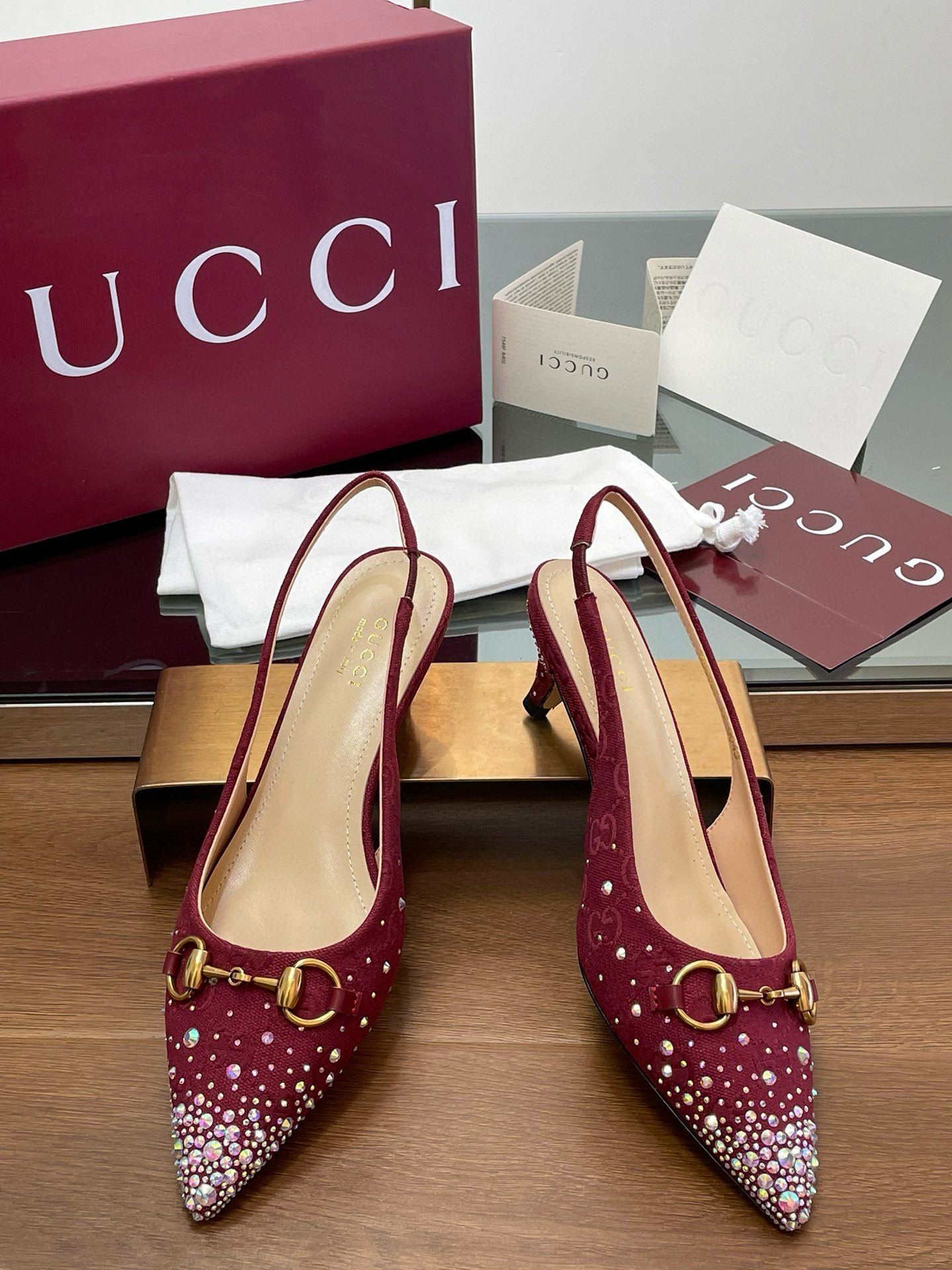 GG HEELS