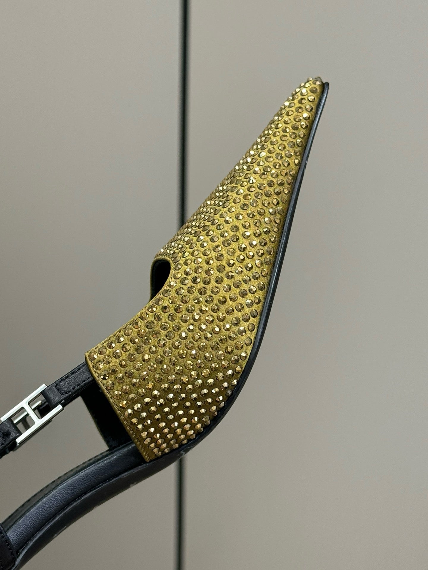 SL HEELS