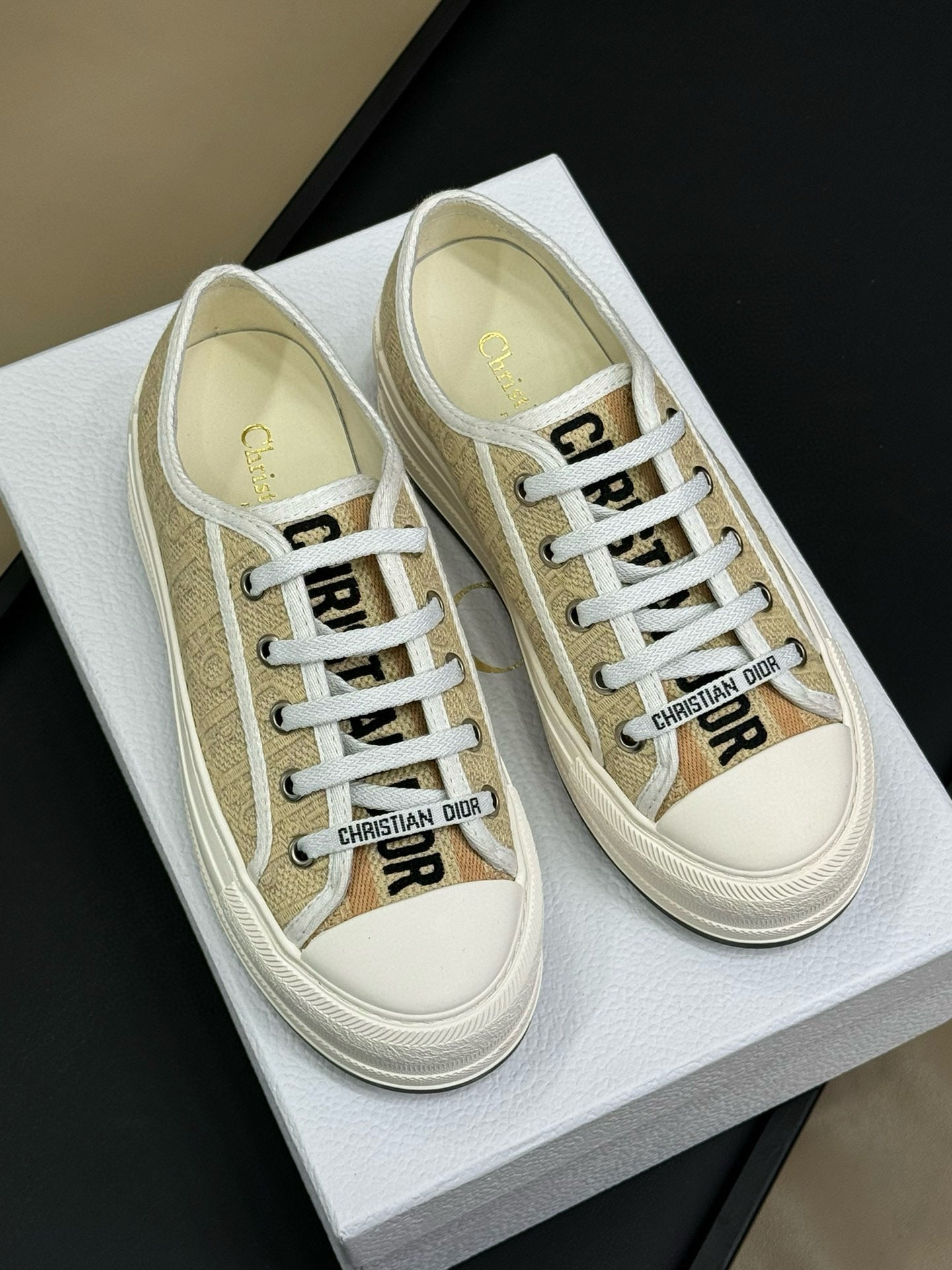 CD PLATFORM SNEAKER