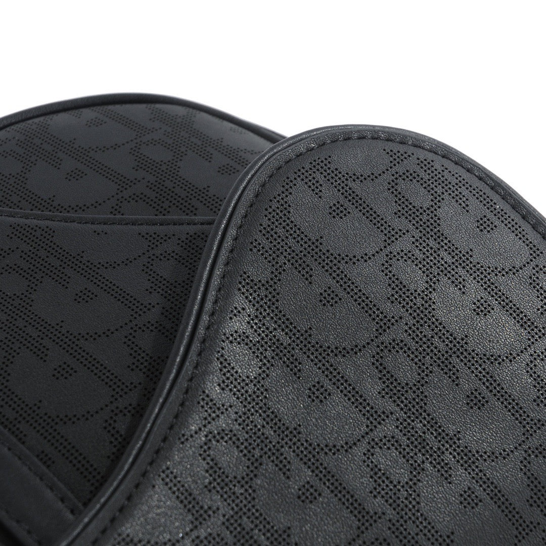 CD SADDLE BAG