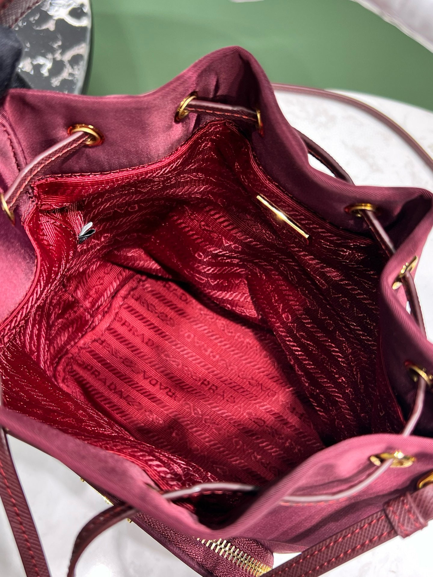 PD DUET RE-NYLON BUCKET BAG