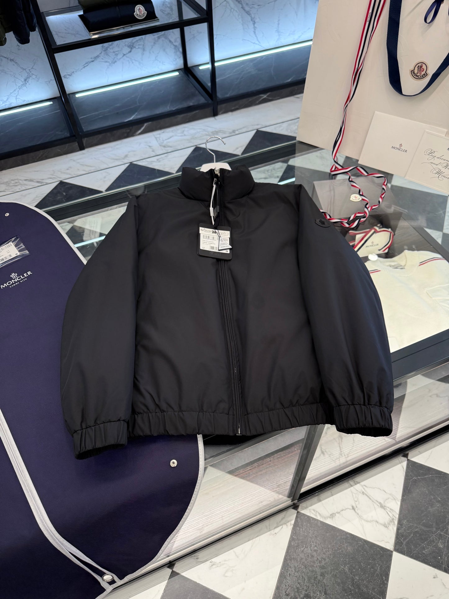 MONC LUSERNA JACKET