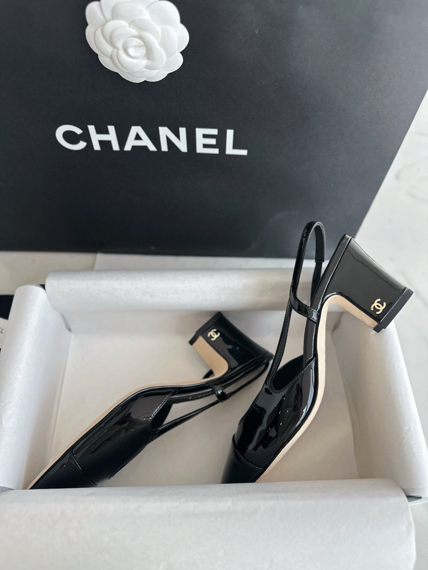 CC SLINGBACK HEELS