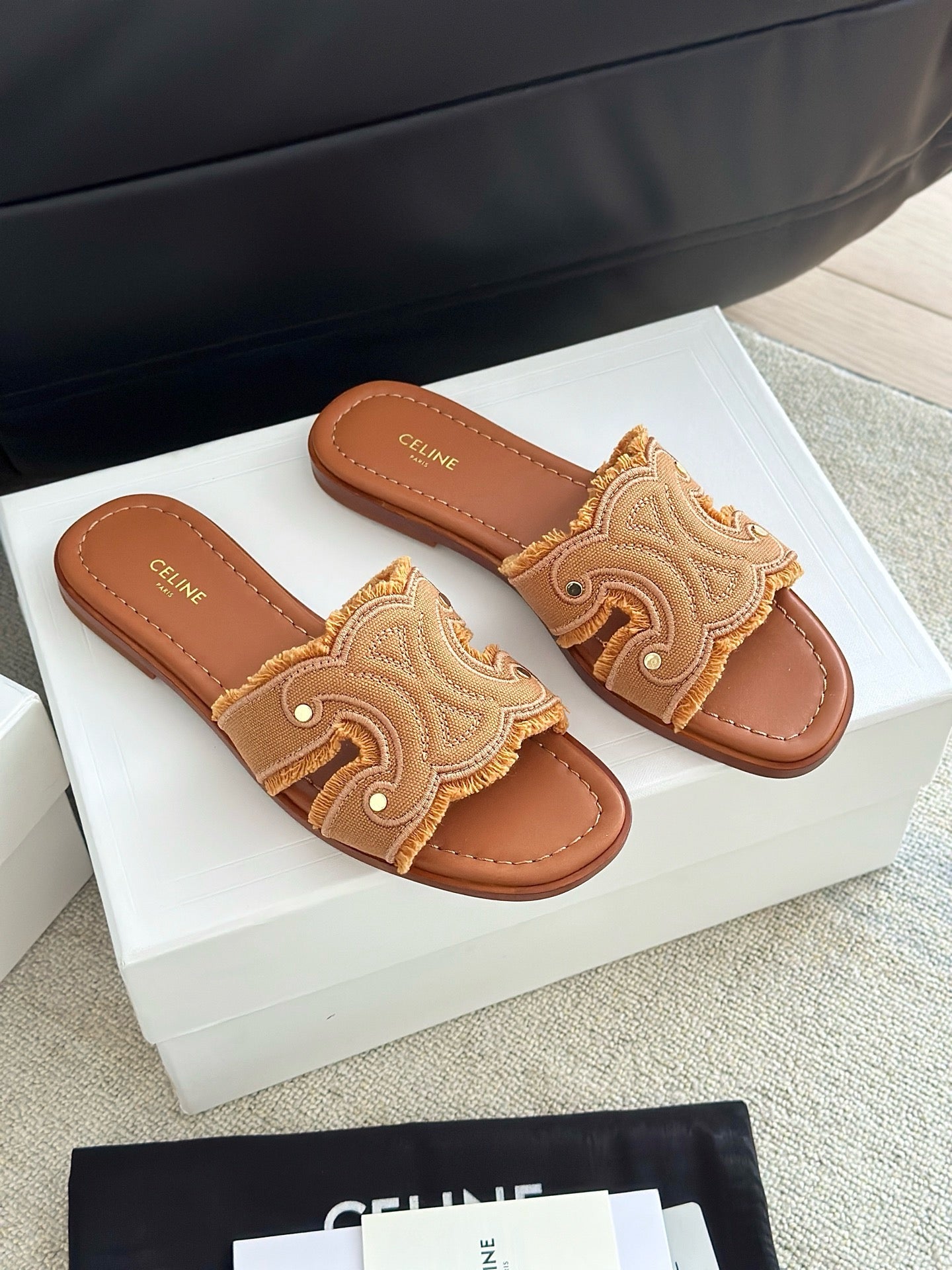 CEL SANDALS