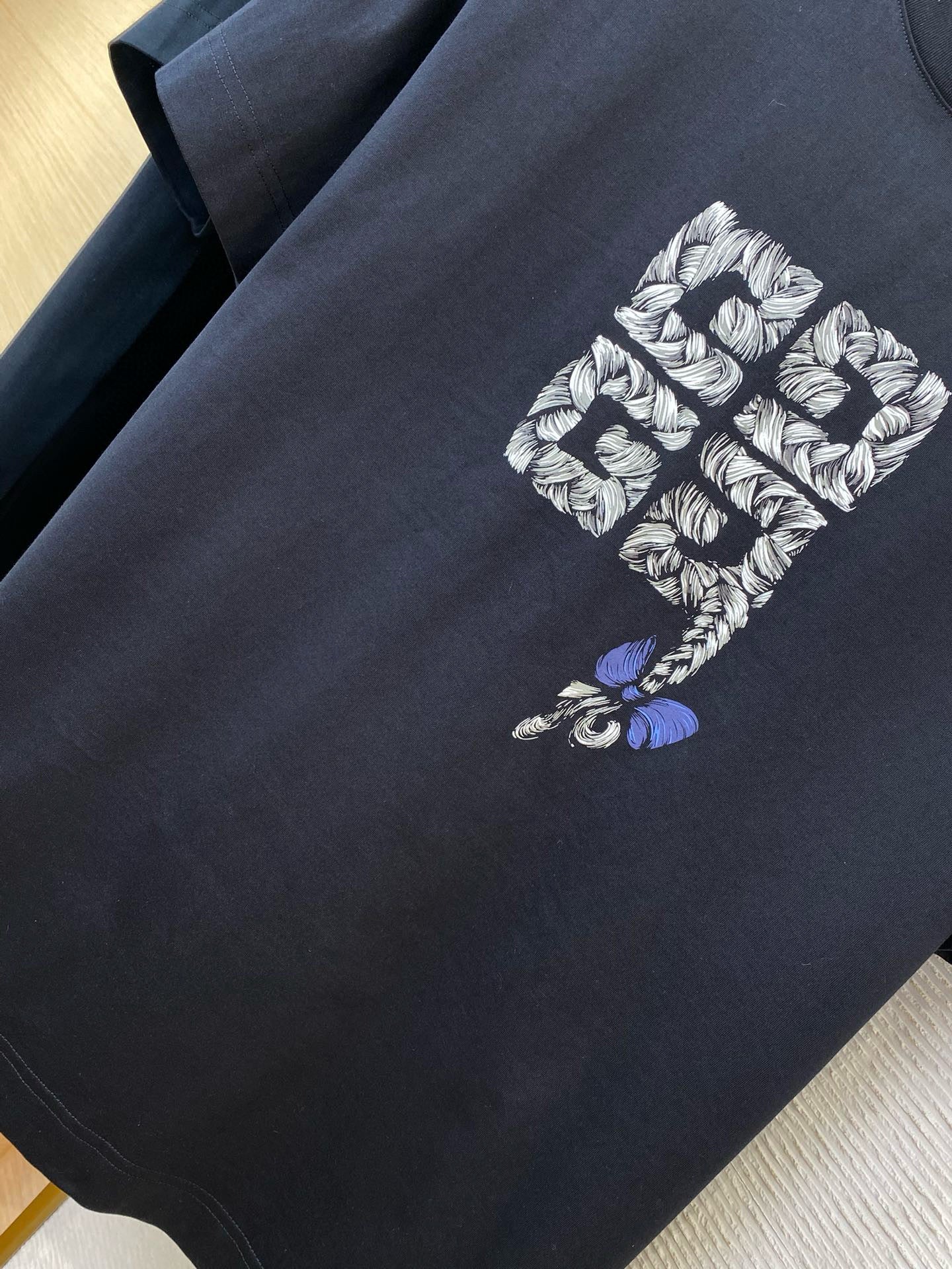GVC T-SHIRT