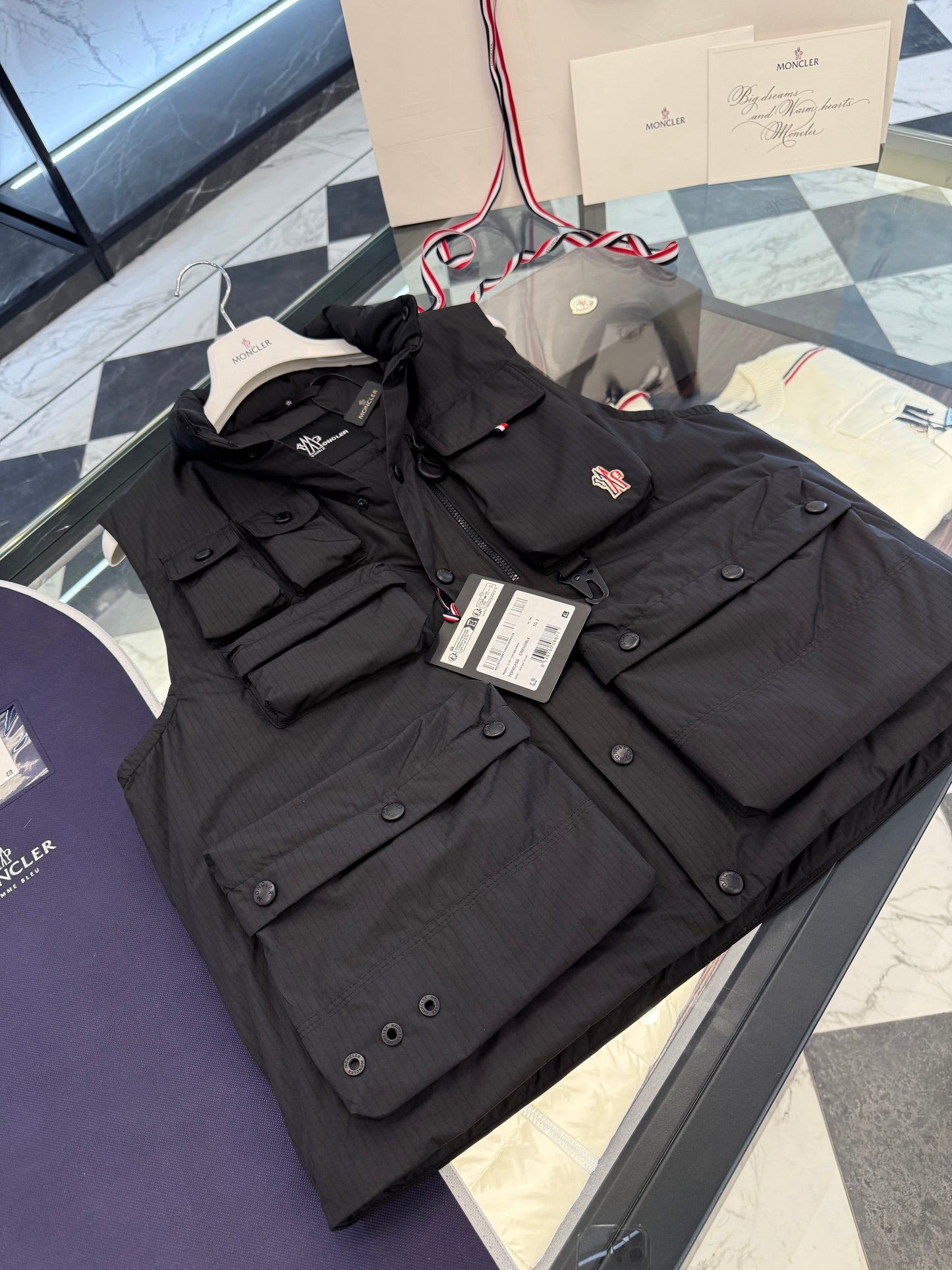MONC TONGASS VEST