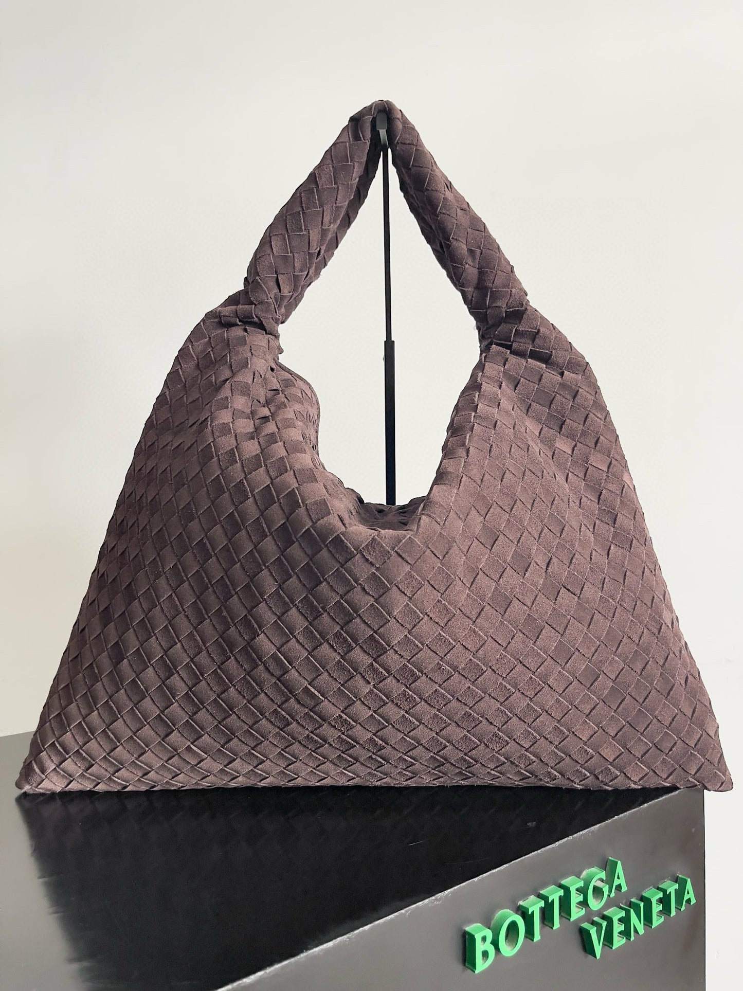 BOTT V LARGE HOP BAG