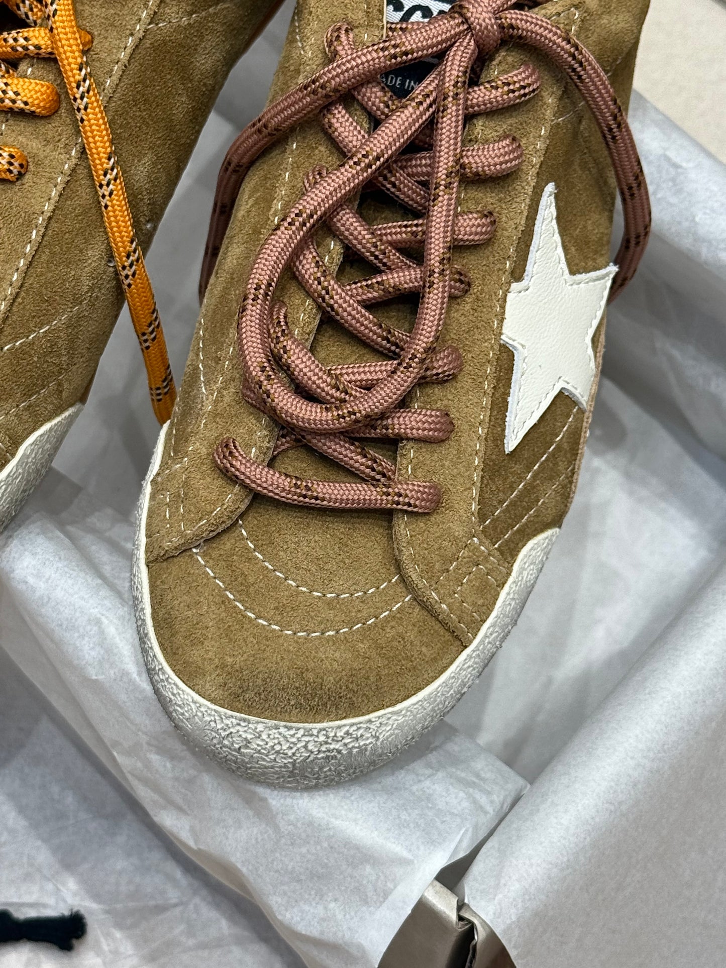 GOLDEN G TRAINERS