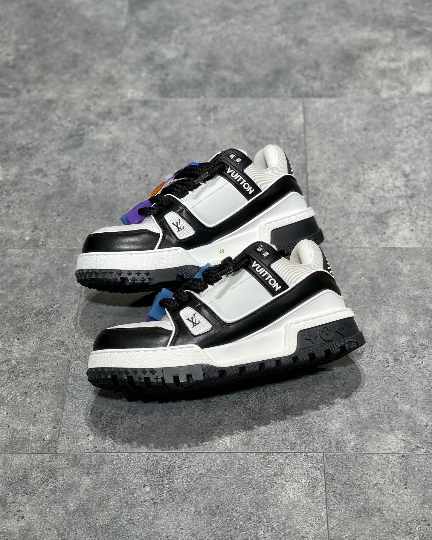 LOU TRAINERS
