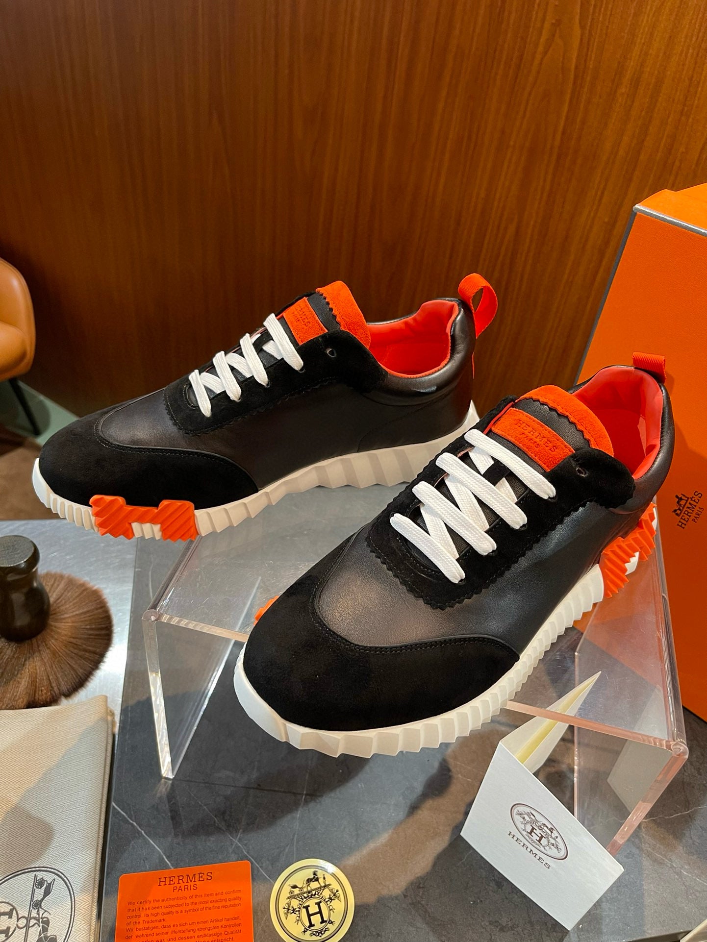 HERM BOUNCING SNEAKERS