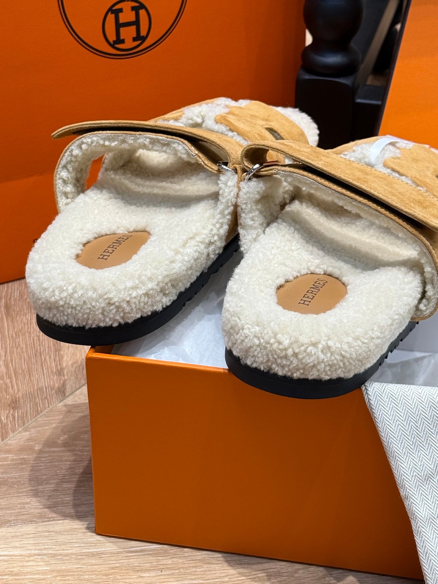 HERM CHYPRE SANDAL