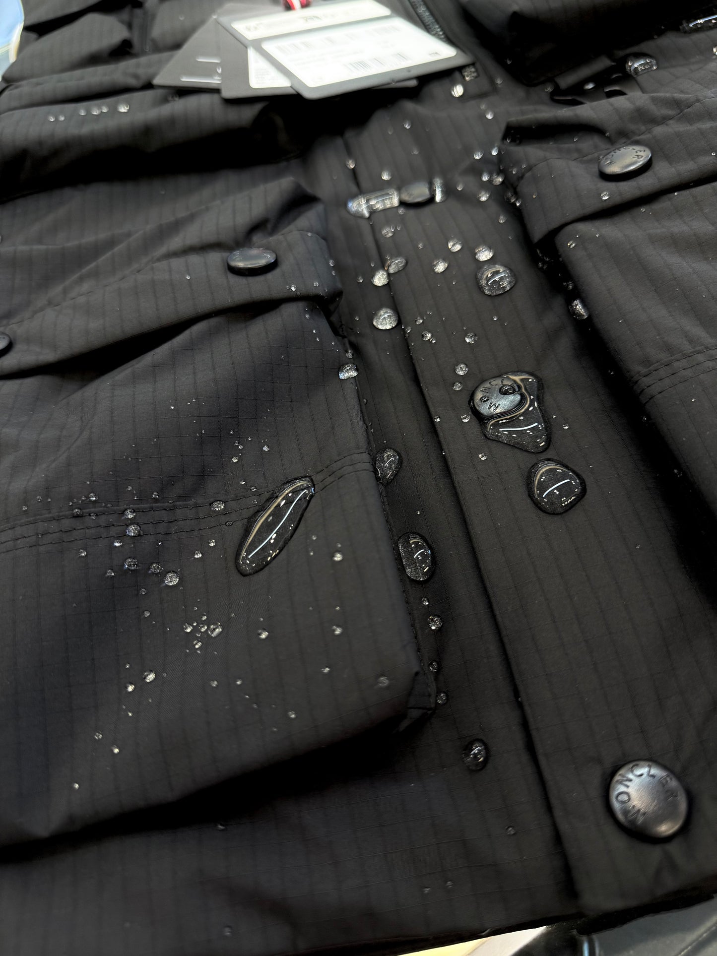 MONC TONGASS VEST
