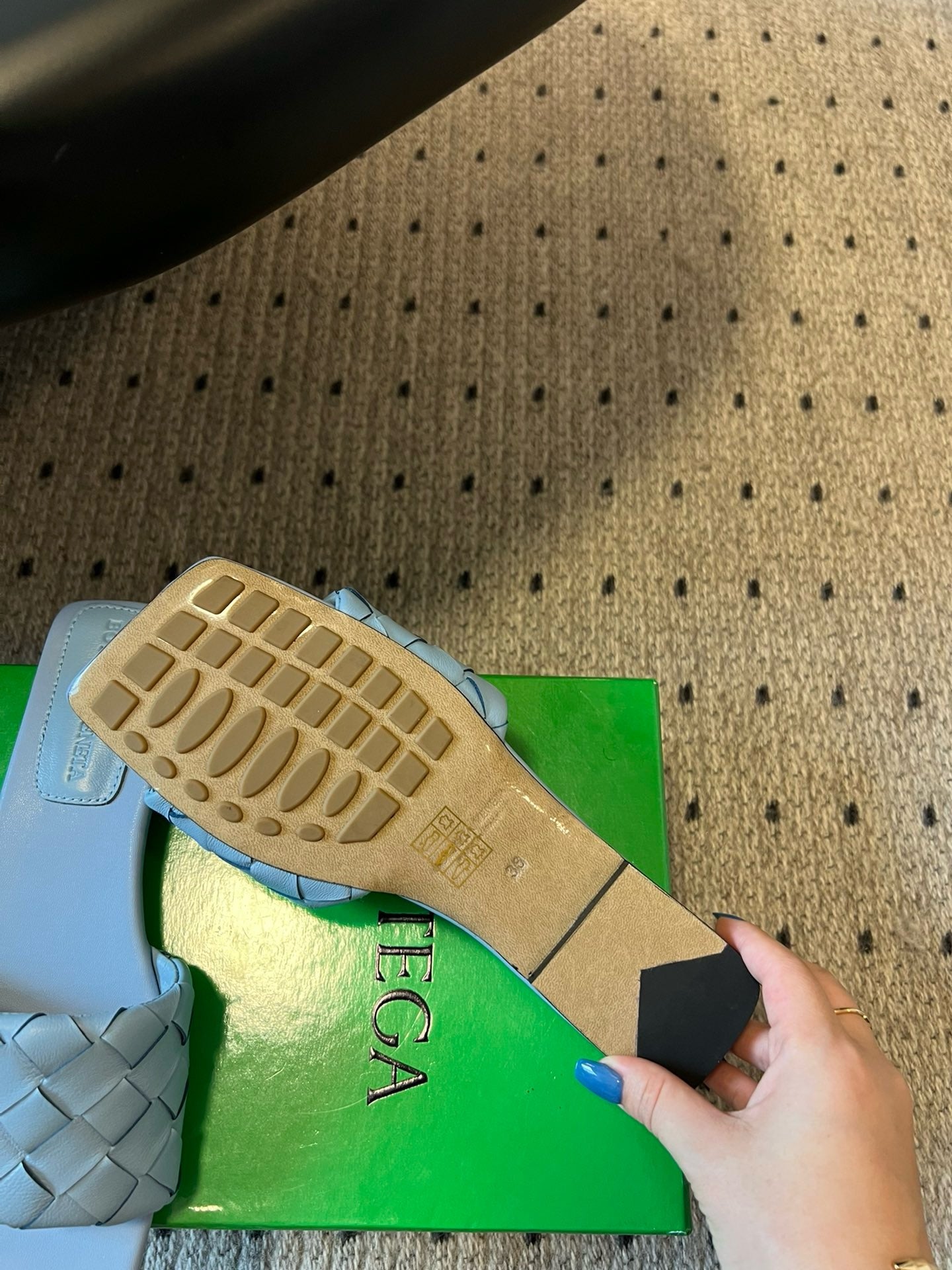 BOTT V SANDALS