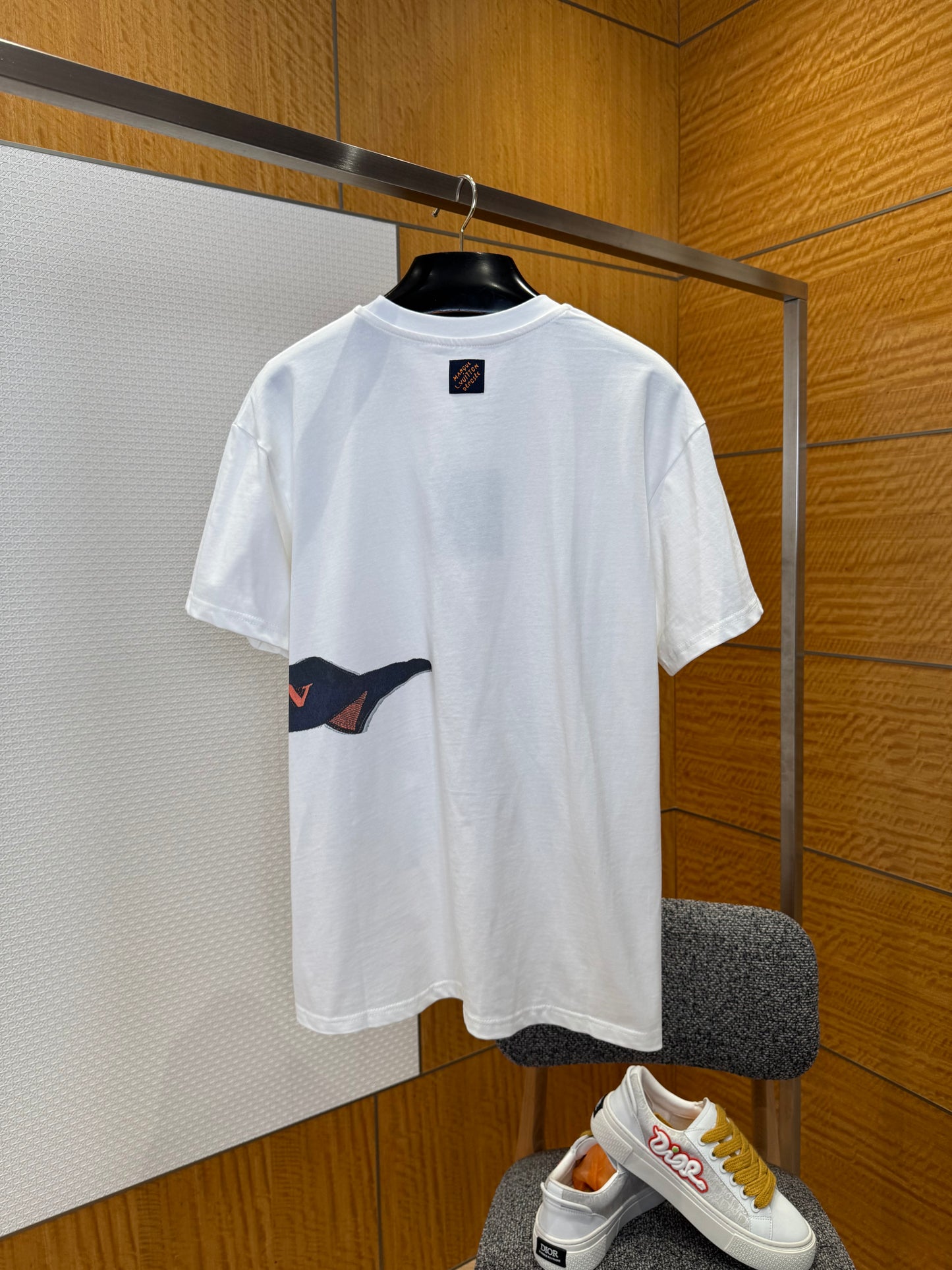 LOU T-SHIRT