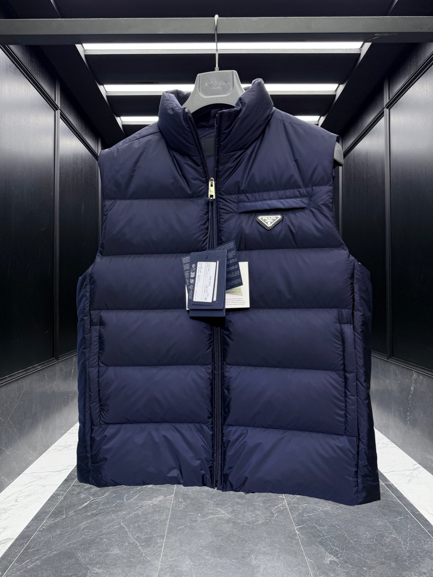 PD VEST