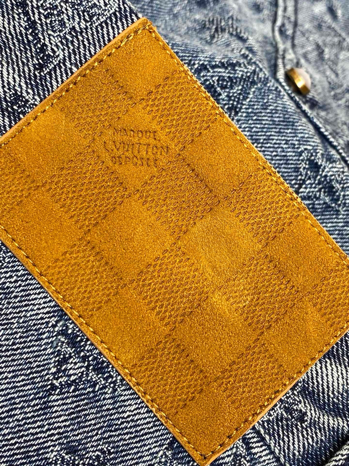 LOU DENIM SHORTS