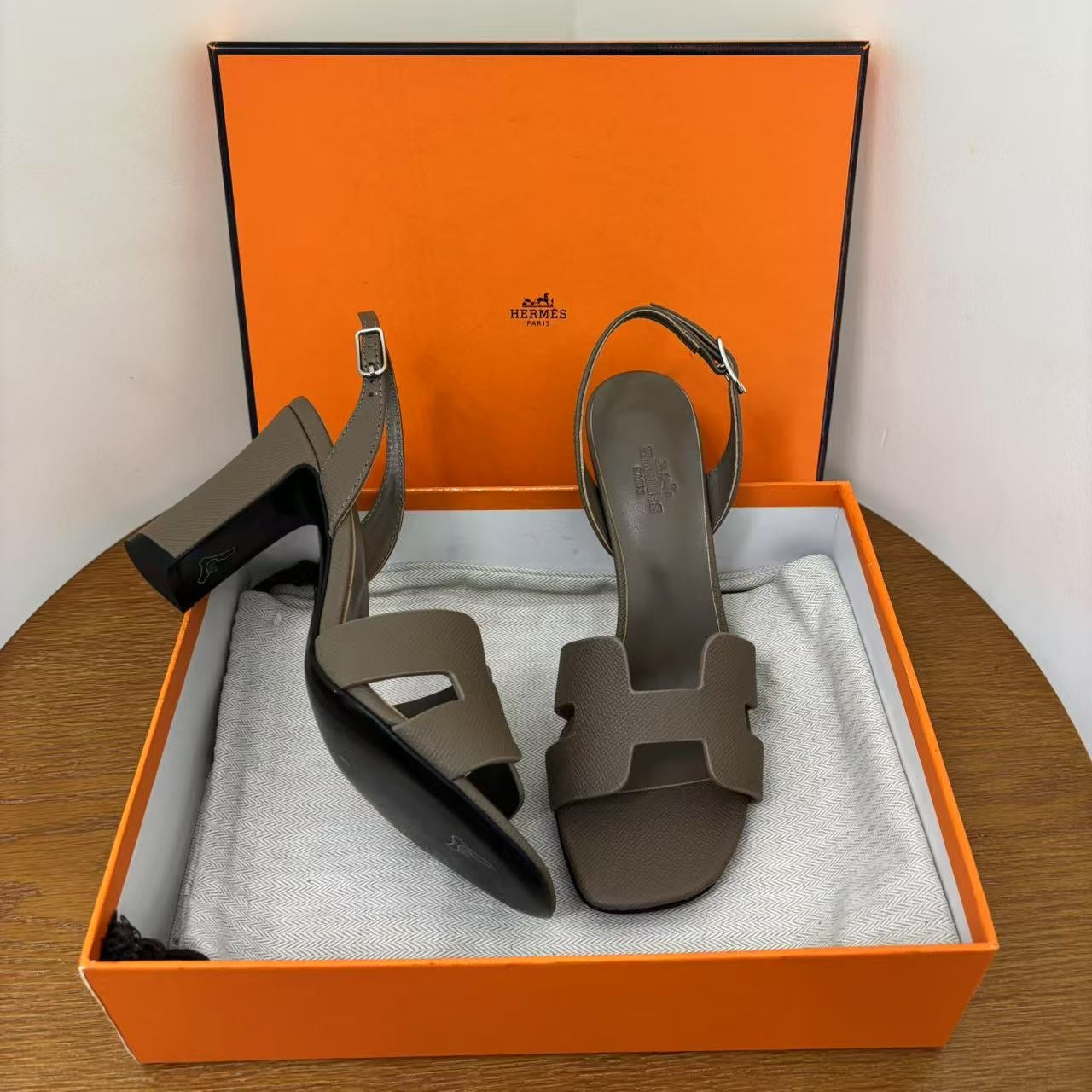 HERM HEELED SANDALS
