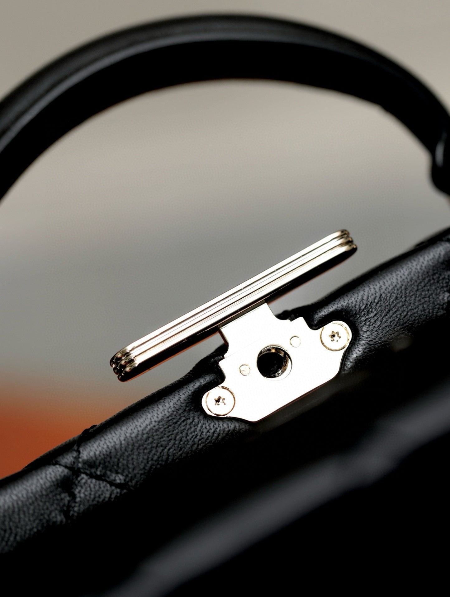 CC SMALL BOX CHAIN BAG