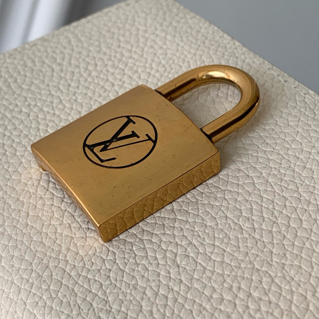LOU LOW KEY COMPACT WALLET