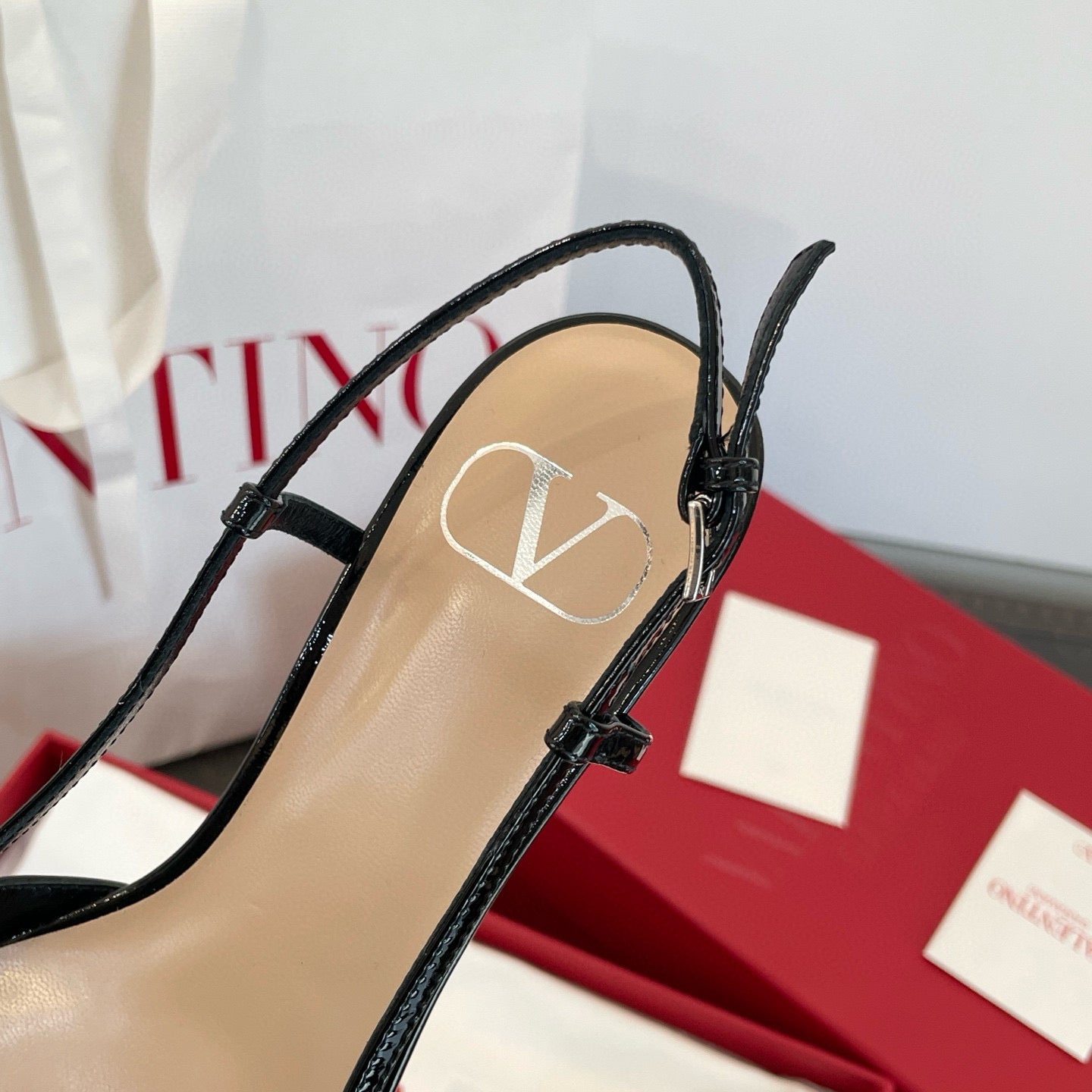 VAL HEELS