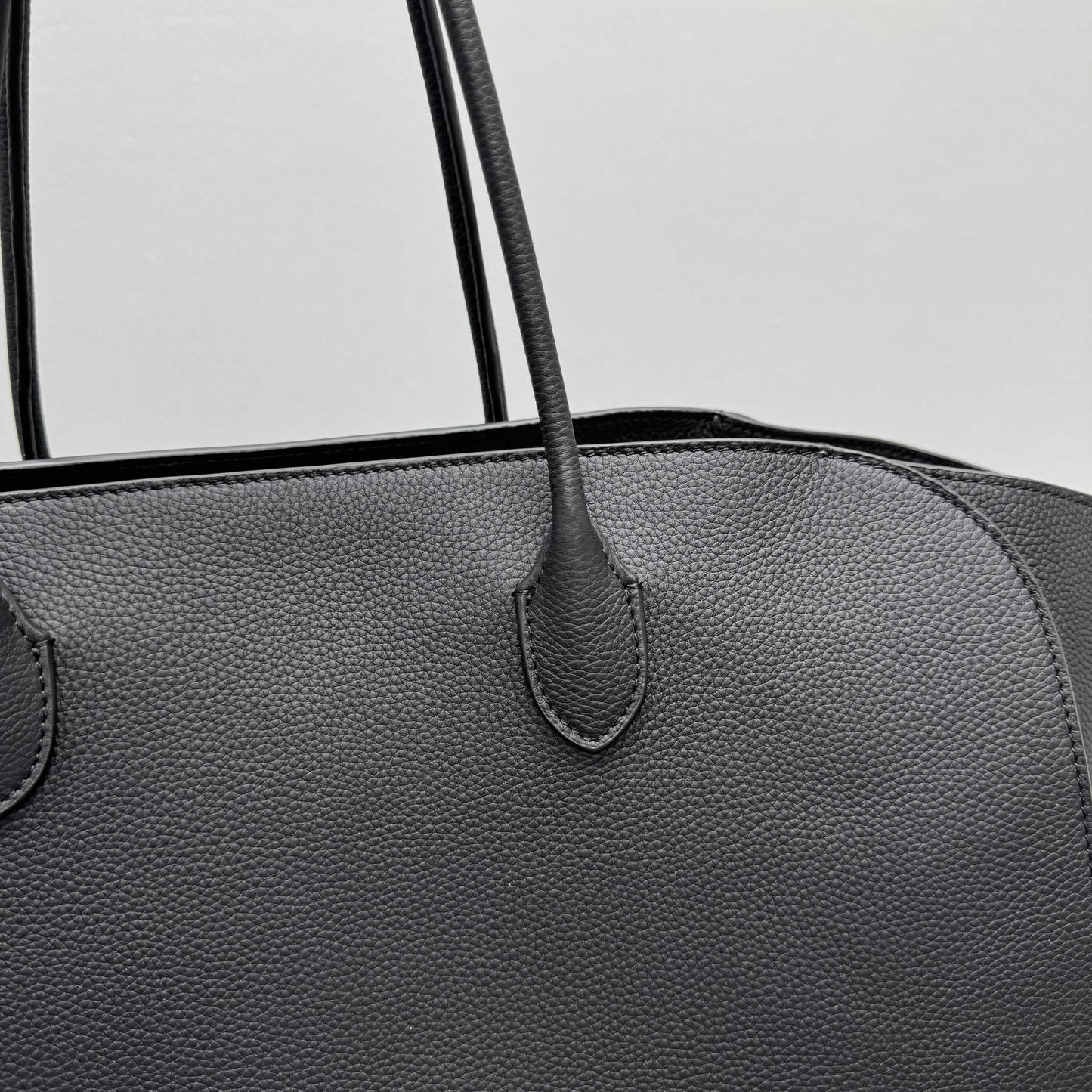 THE ROW MARLO 17 BAG