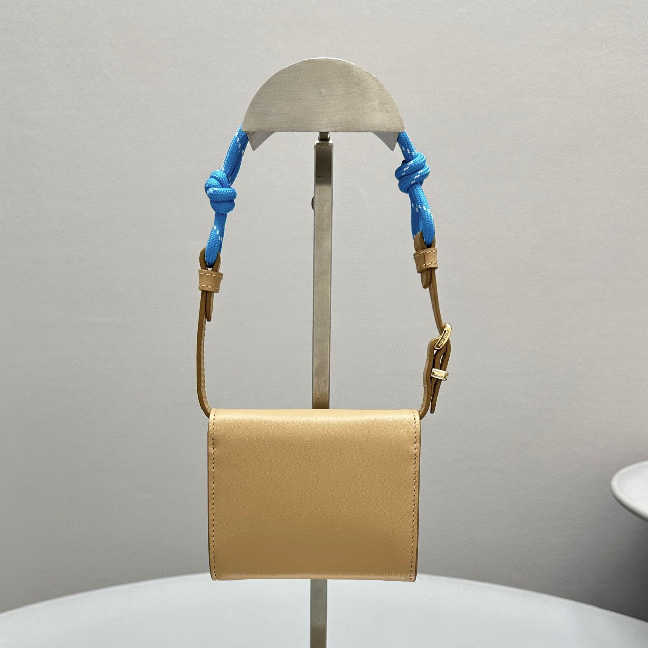 MIU M SHOULDER STRAP WALLET