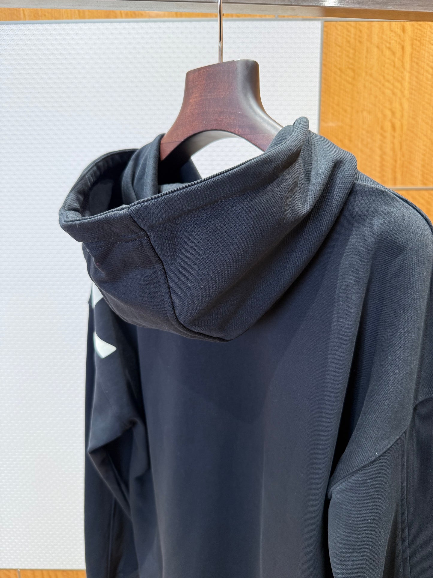LOEW HOODIE