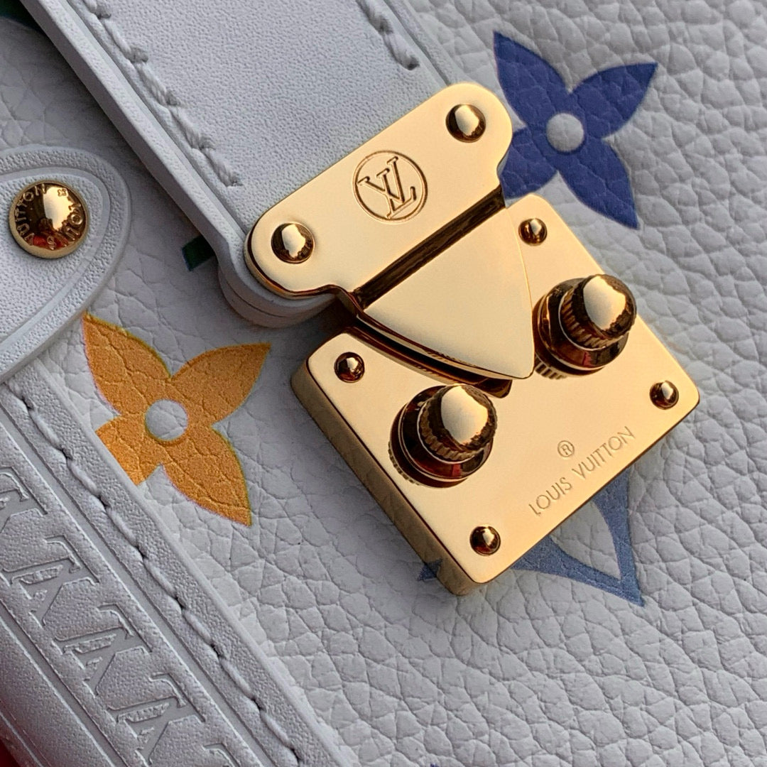 LOU x MURAKAMI SIDE TRUNK MM BAG