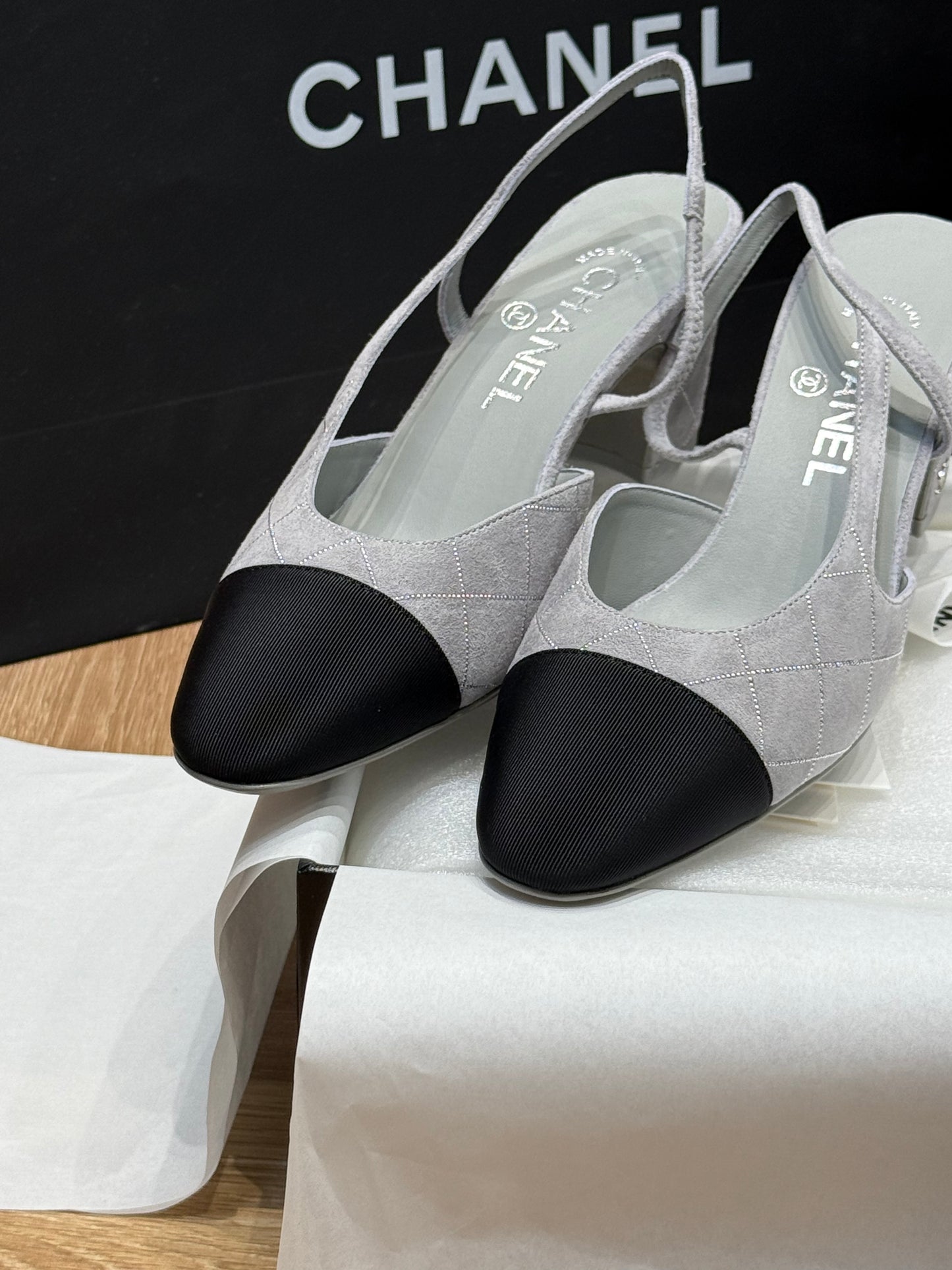 CC SLINGBACK PUMPS