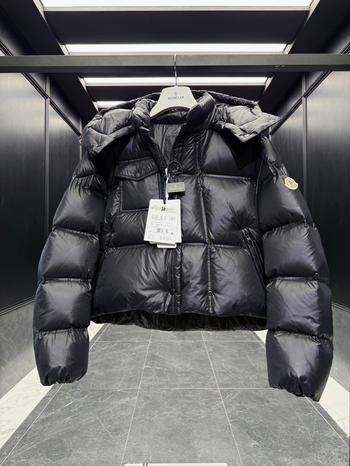 MONC EREA JACKET