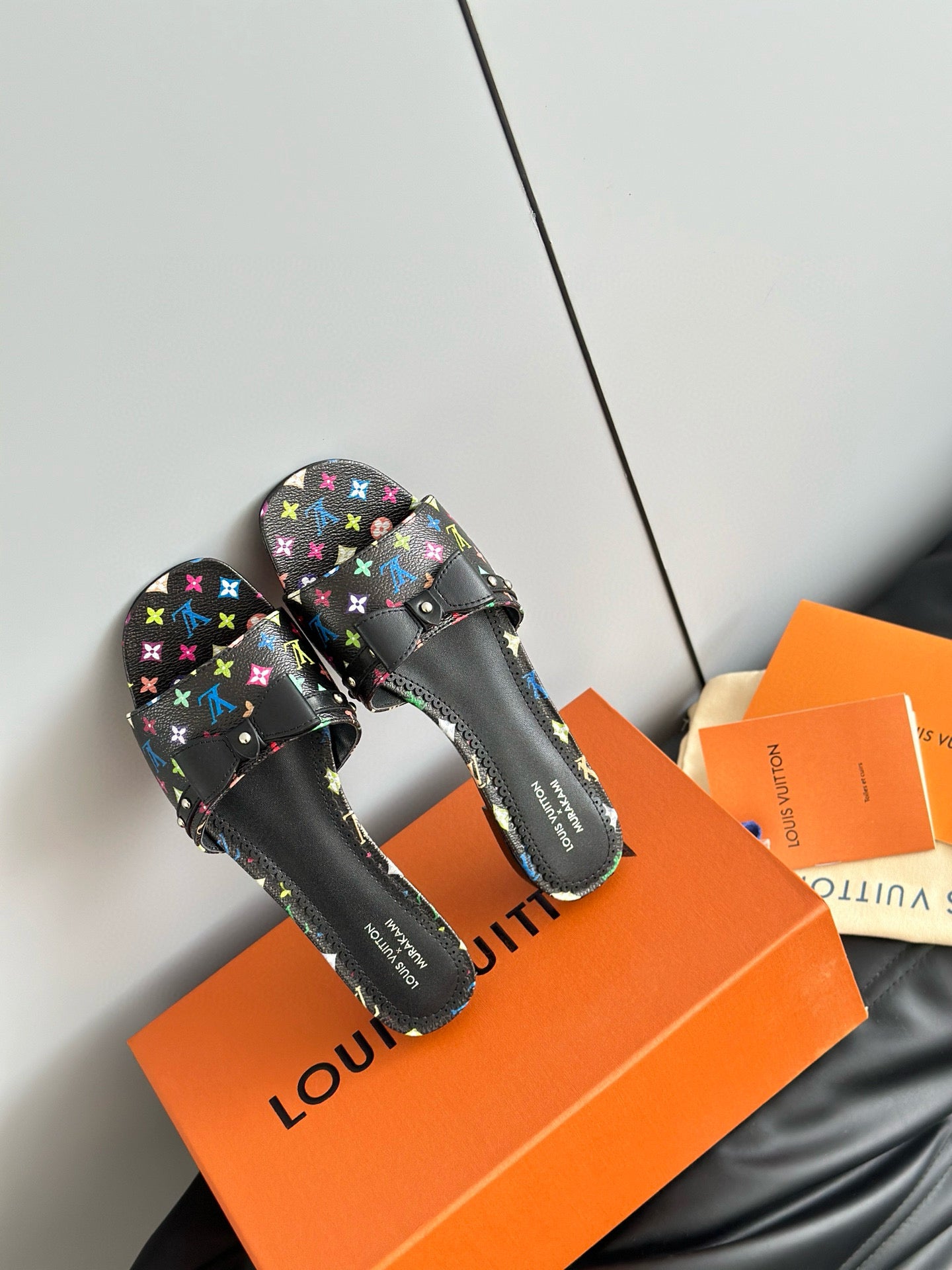 LOU MULES