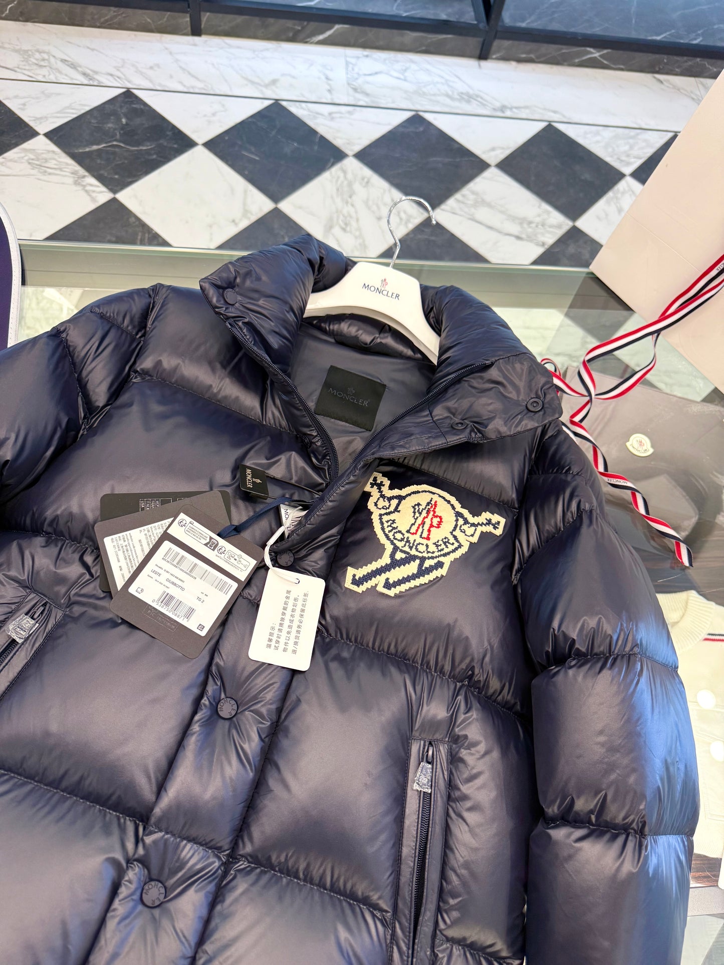 MONC LESTE JACKET