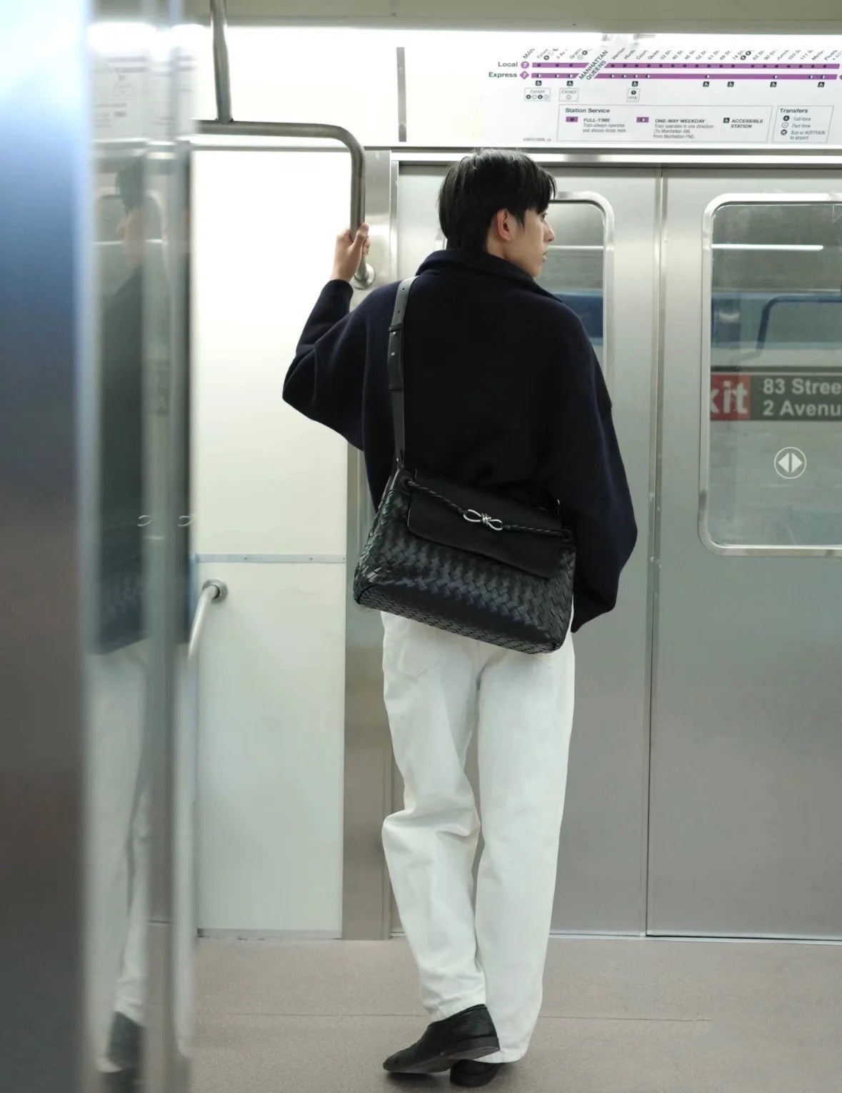 BOTT V ANDIAMO MESSENGER BAG