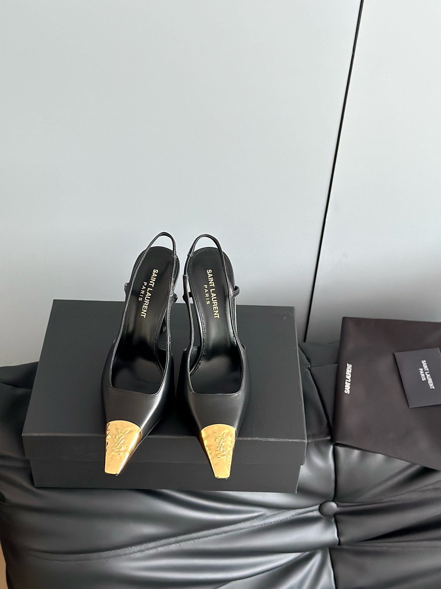 SL HEELS
