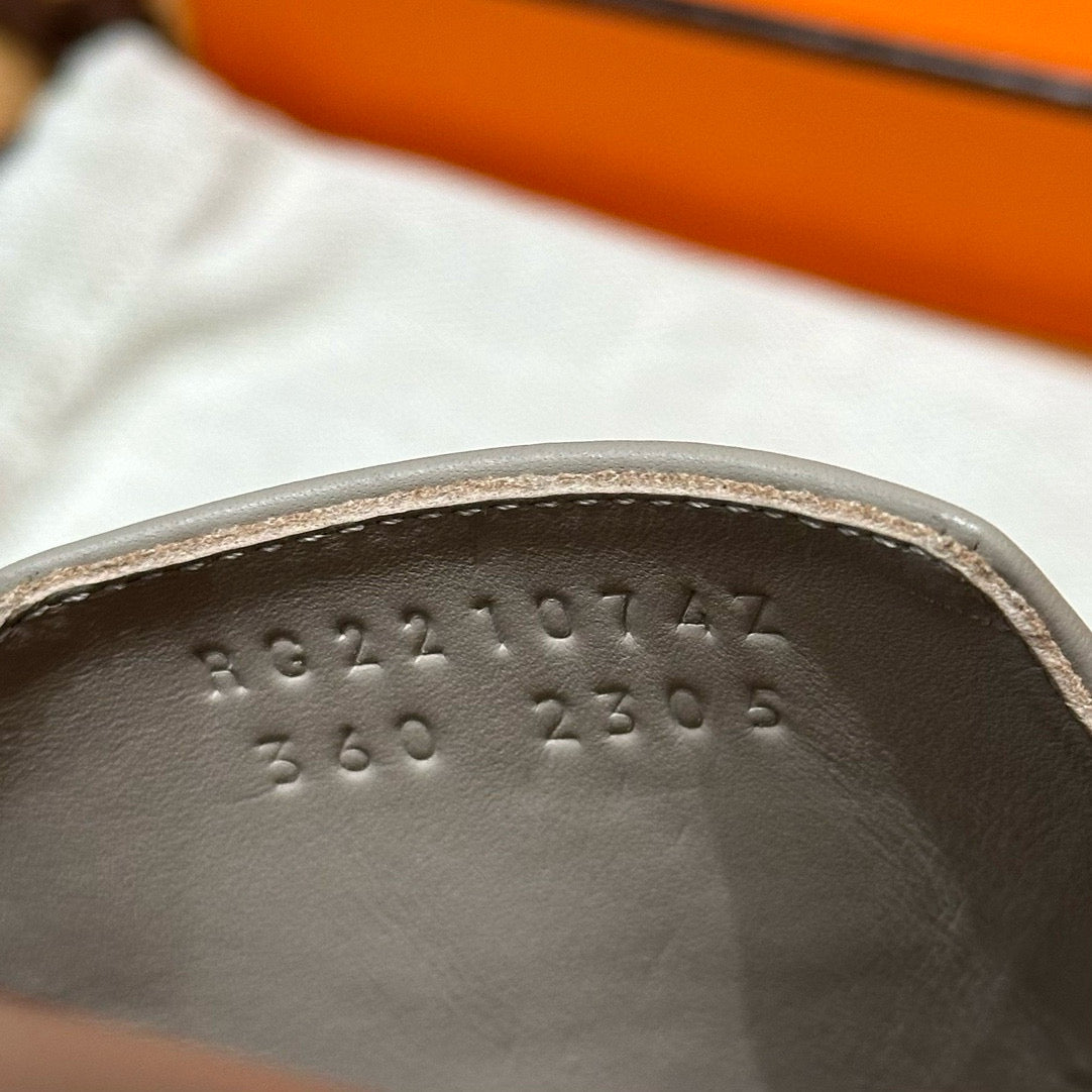 HERM EMPIRE SANDALS