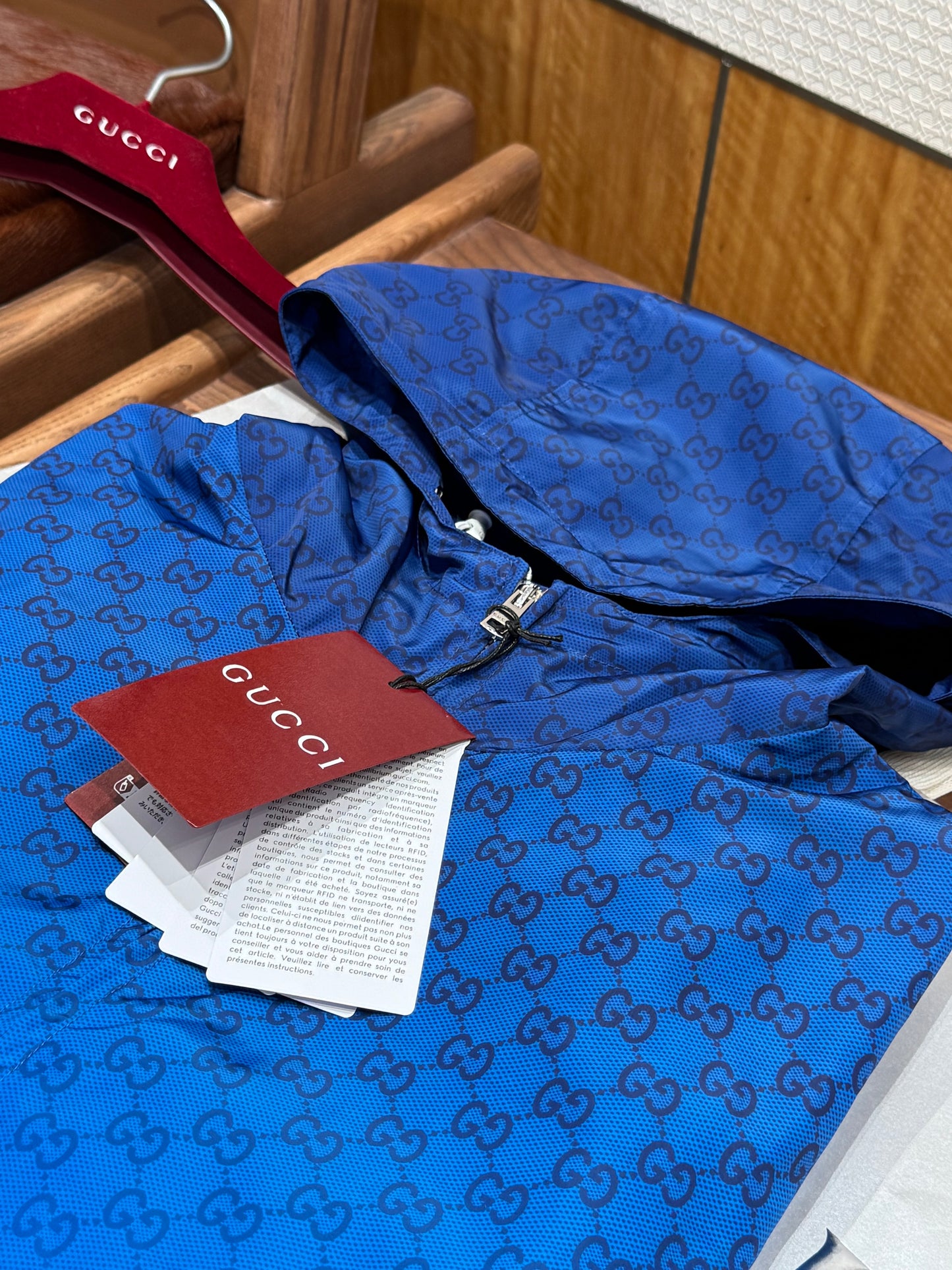 GG BOMBER JACKET