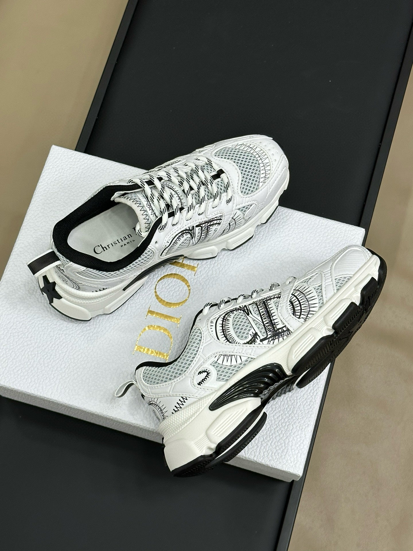 CD CHRONO SNEAKER